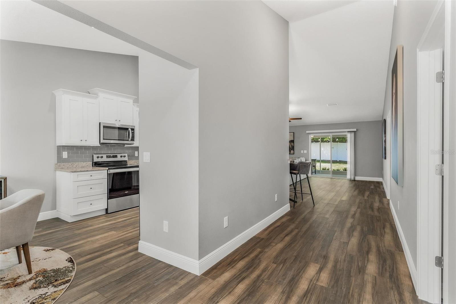 Image 6 of 43 For 16380 84th Court