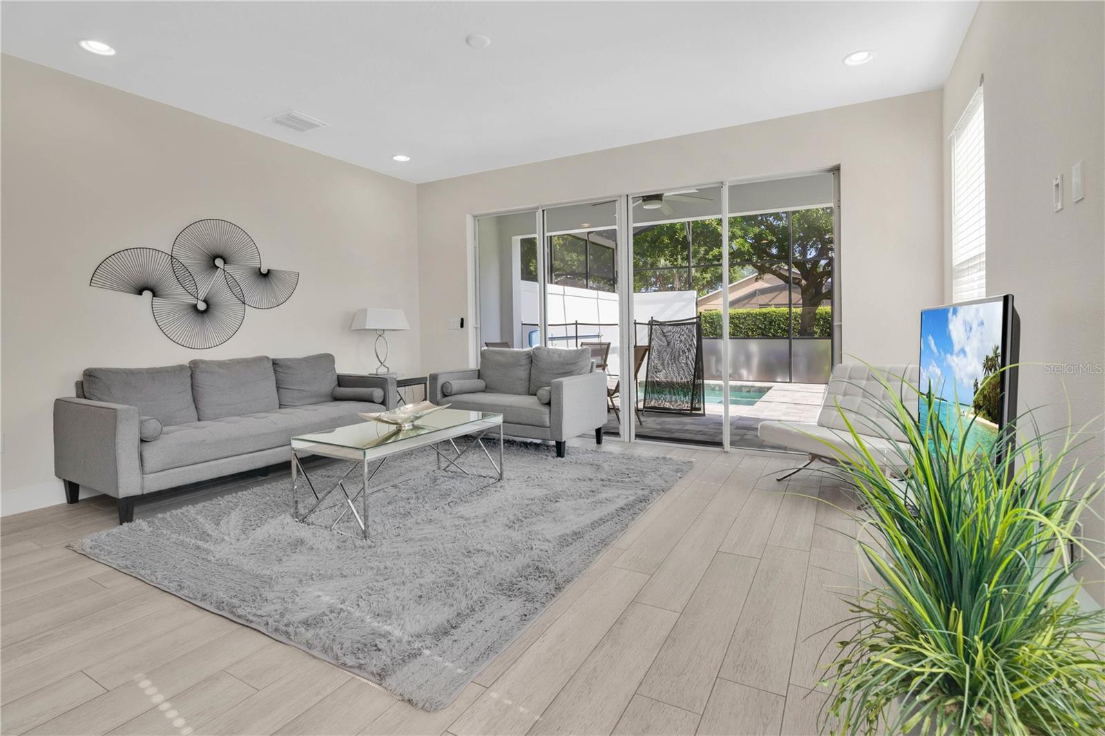Image 9 of 27 For 17519 Hidden Forest Drive