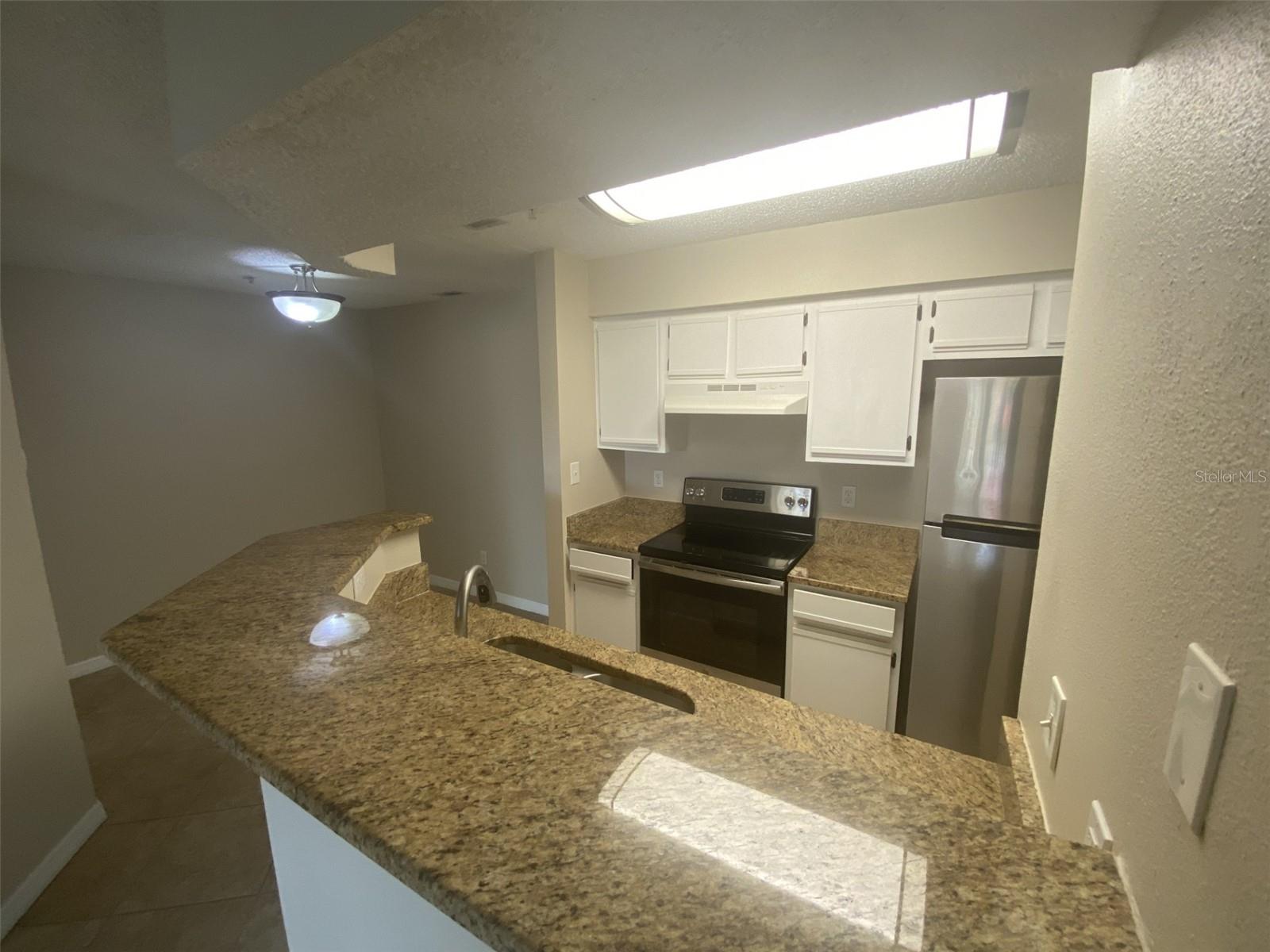 Image 10 of 22 For 200 Afton Square 204