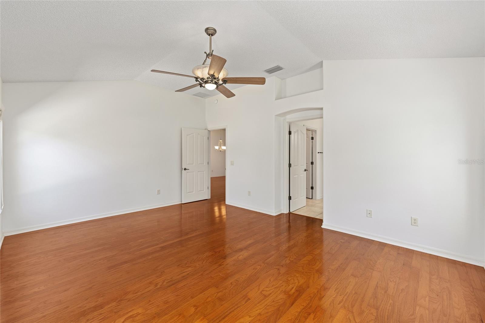 Image 17 of 29 For 1329 Gaston Loop