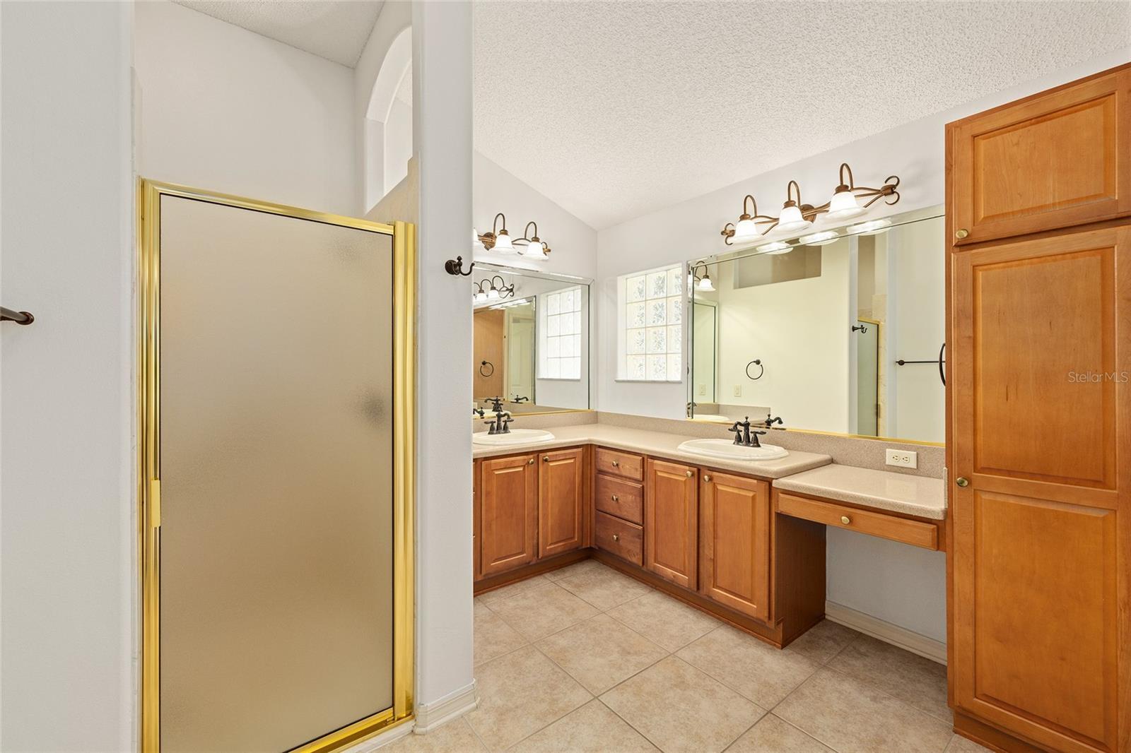 Image 18 of 29 For 1329 Gaston Loop