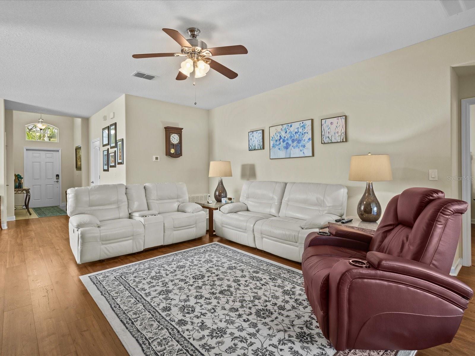 Image 5 of 48 For 3801 Serena Lane