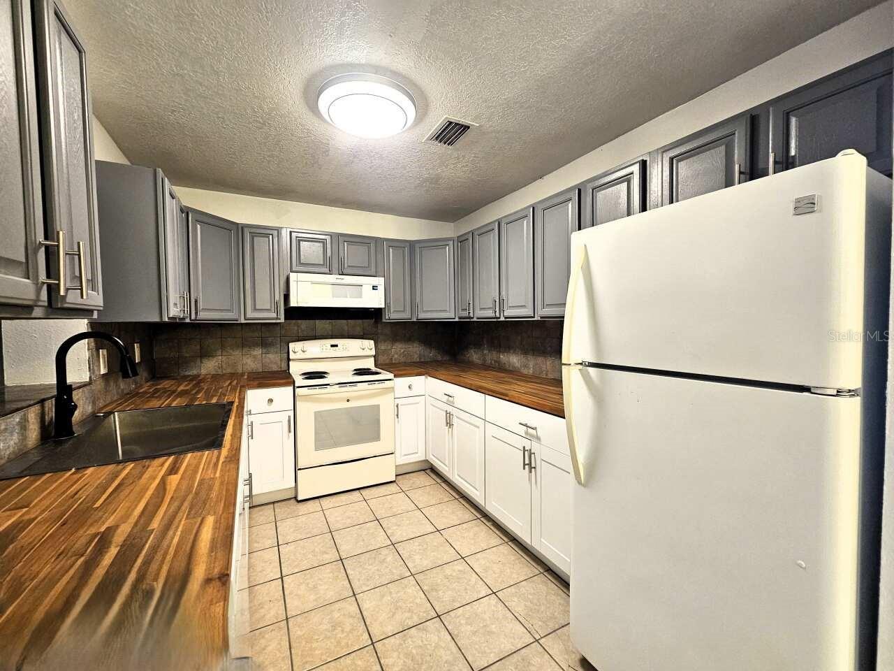 Image 6 of 15 For 1412 Braebury Drive