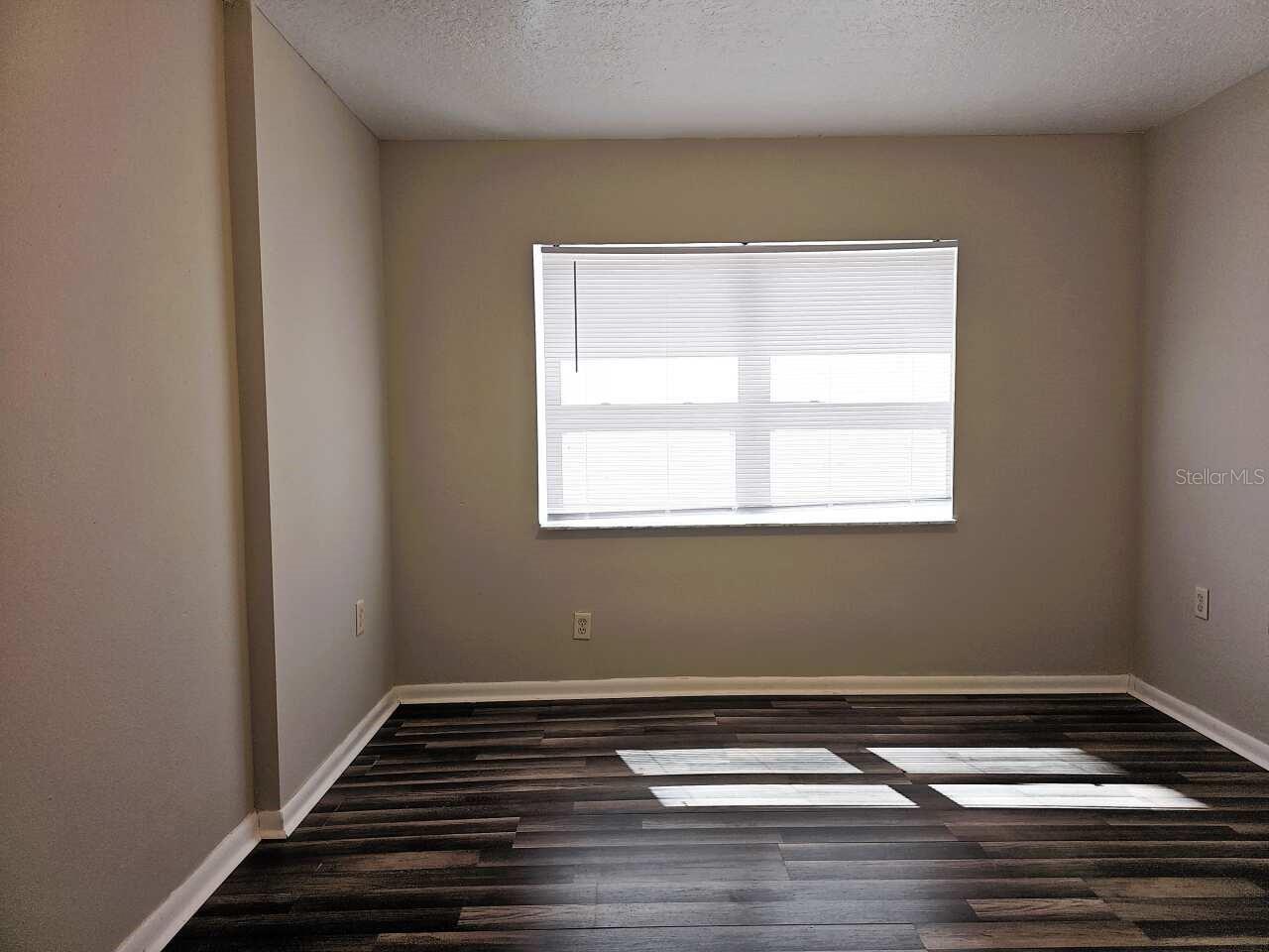 Image 9 of 15 For 1412 Braebury Drive
