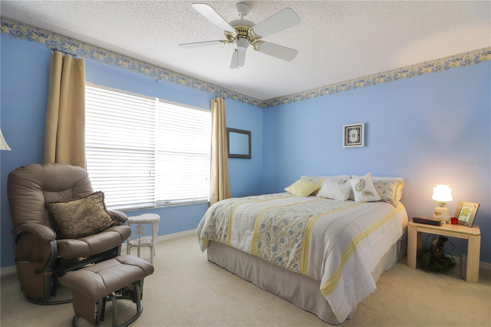 Image 13 of 22 For 25339 Crestwater Drive