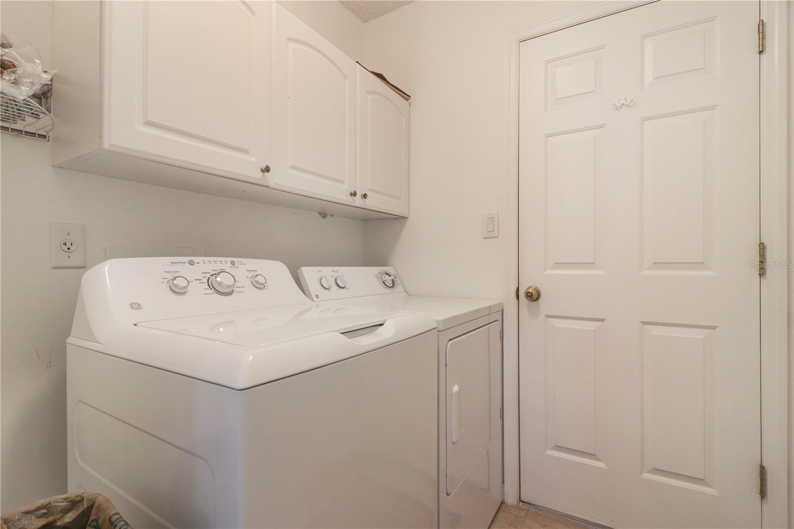 Image 16 of 22 For 25339 Crestwater Drive