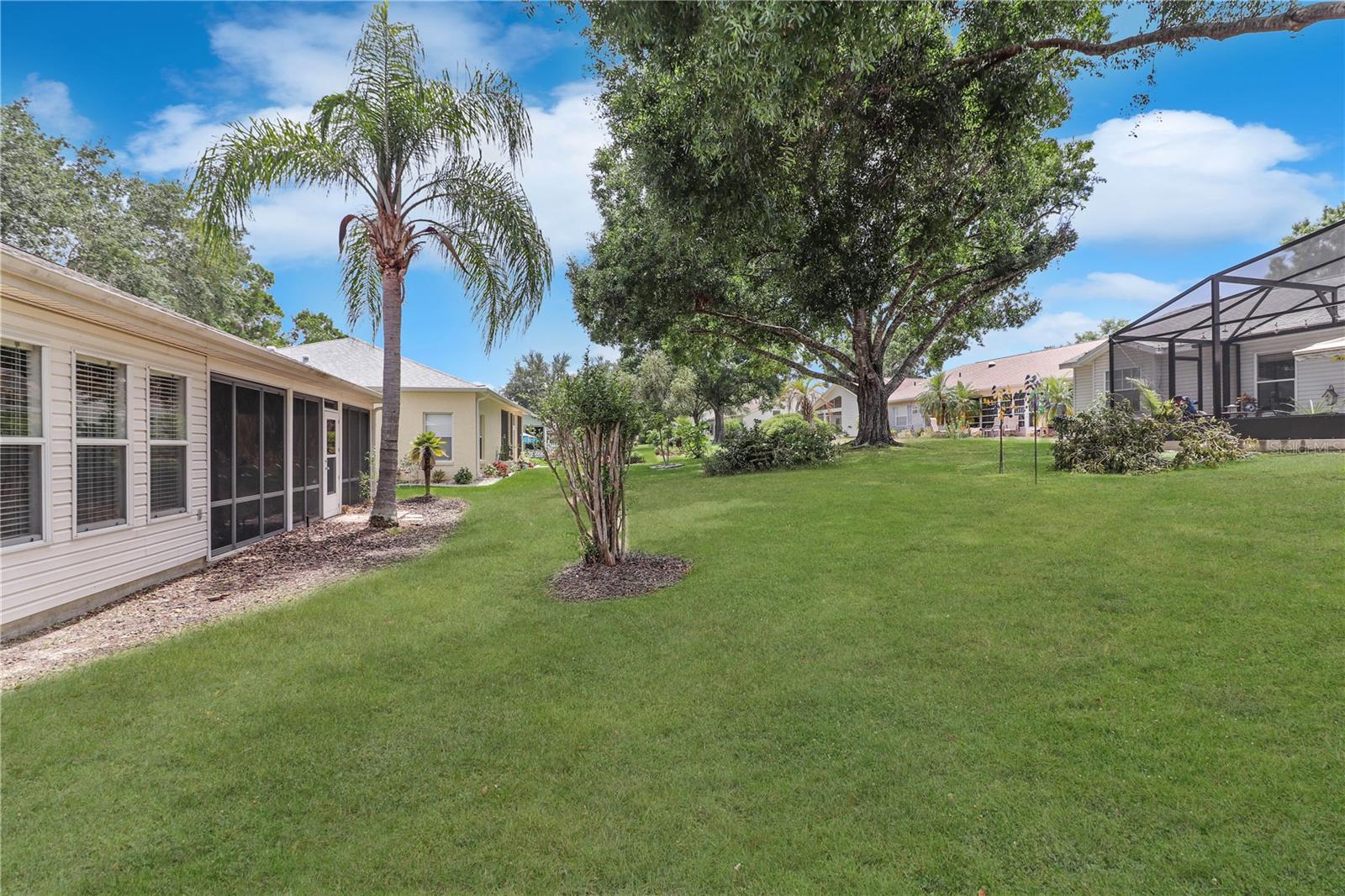 Image 21 of 22 For 25339 Crestwater Drive