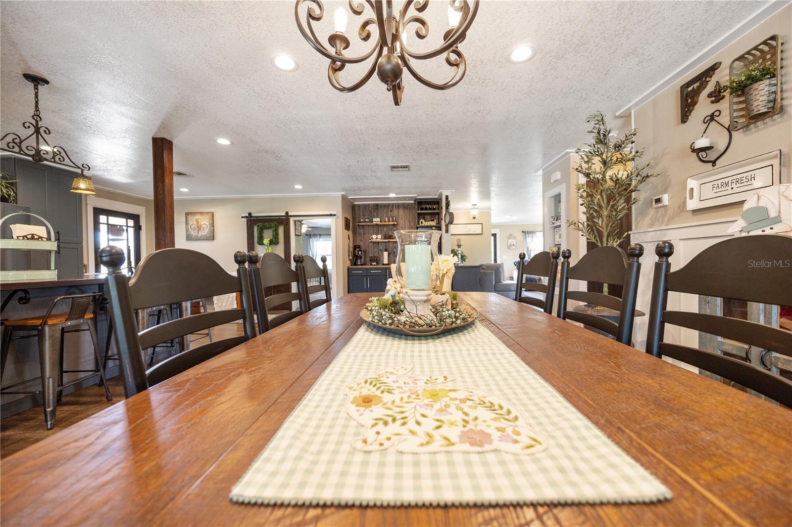Image 10 of 81 For 602 Cr 489  