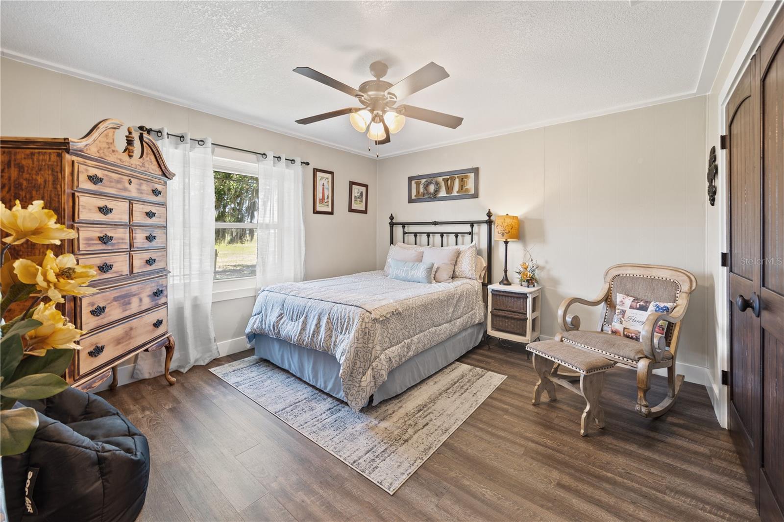 Image 34 of 81 For 602 Cr 489  