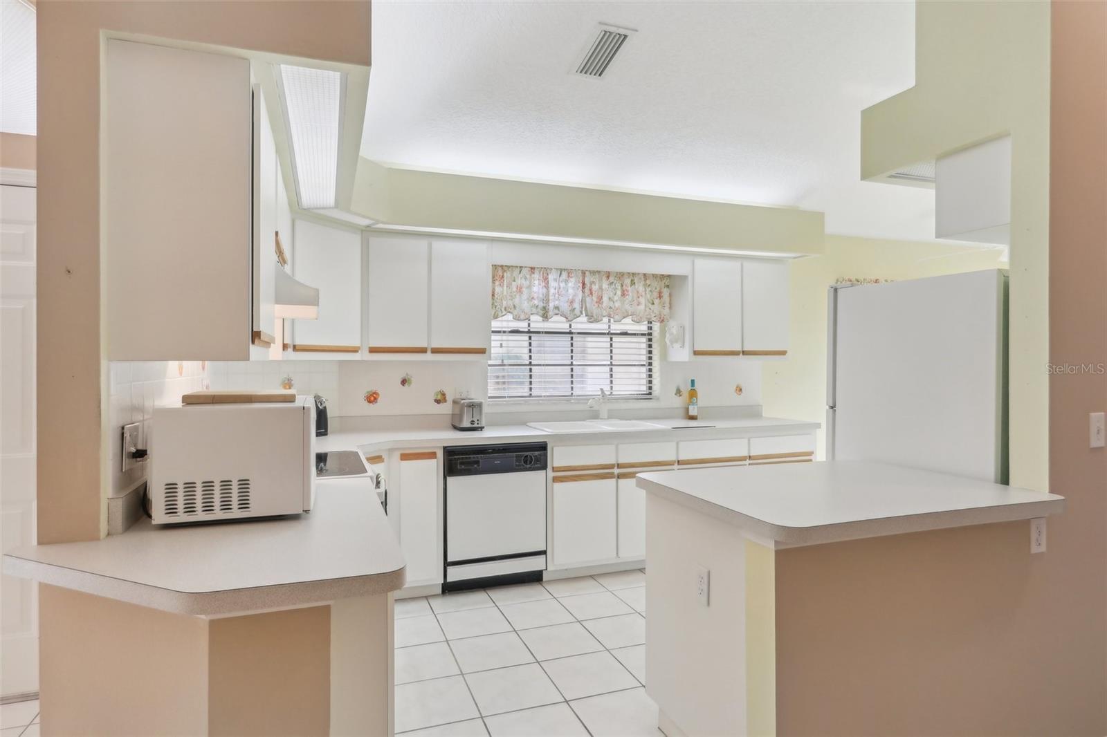 Image 17 of 48 For 256 Juniper Way