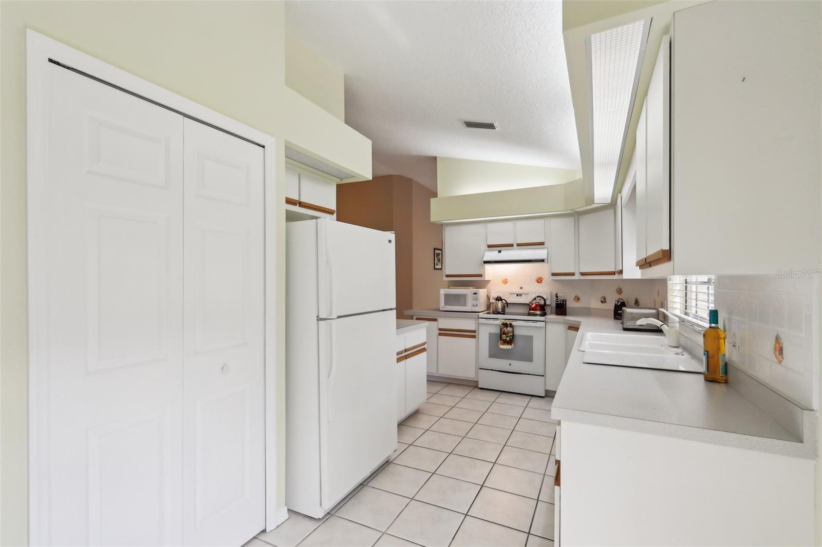 Image 20 of 48 For 256 Juniper Way