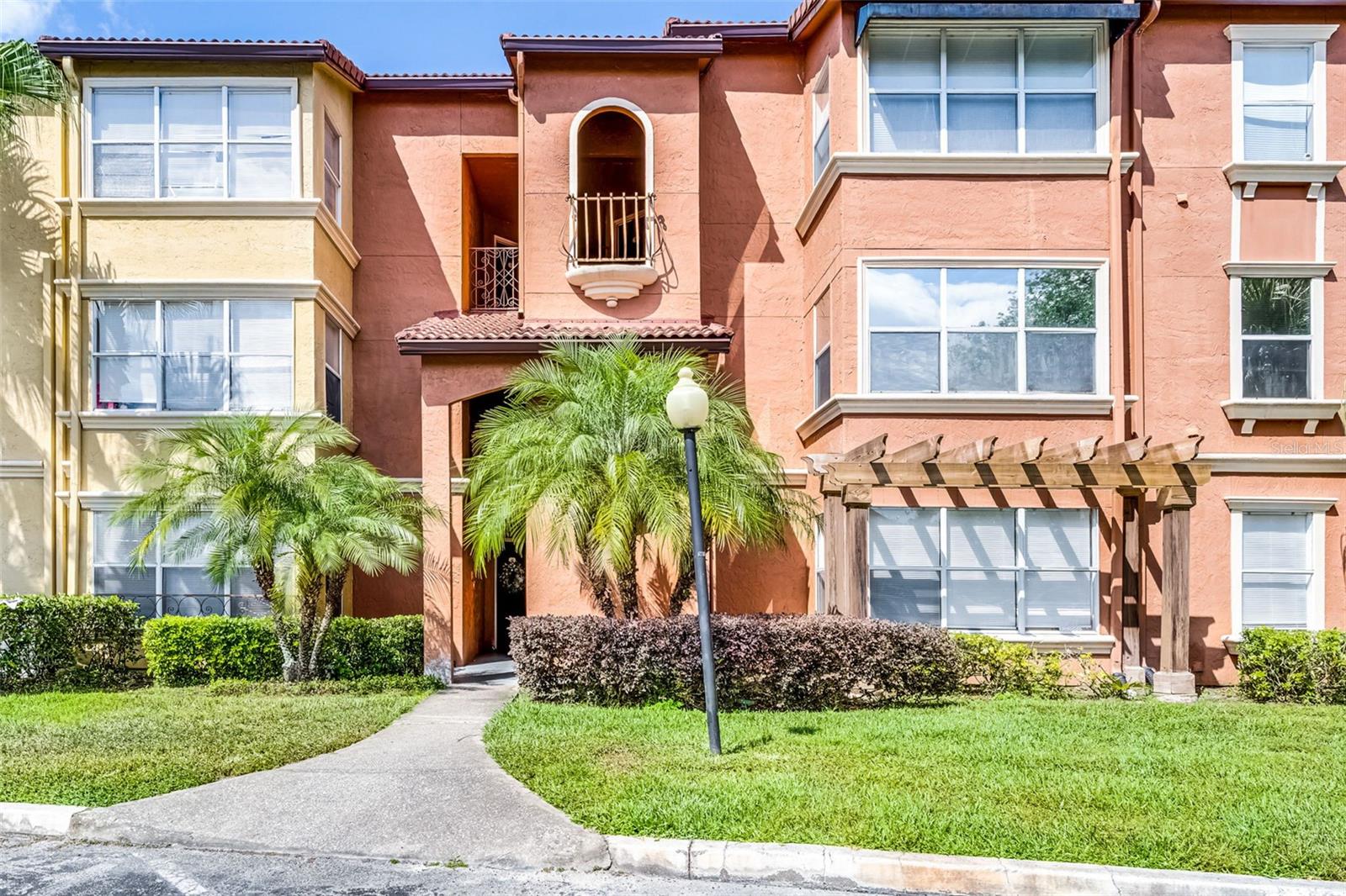 Details for 5140 Conroy Road 28, ORLANDO, FL 32811