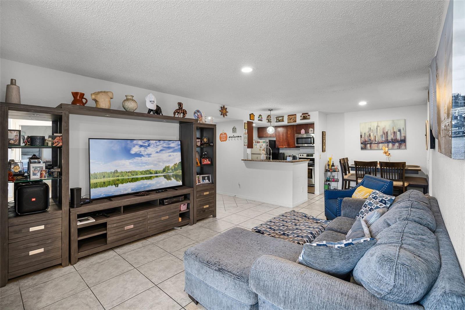 Image 7 of 49 For 5140 Conroy Road 28