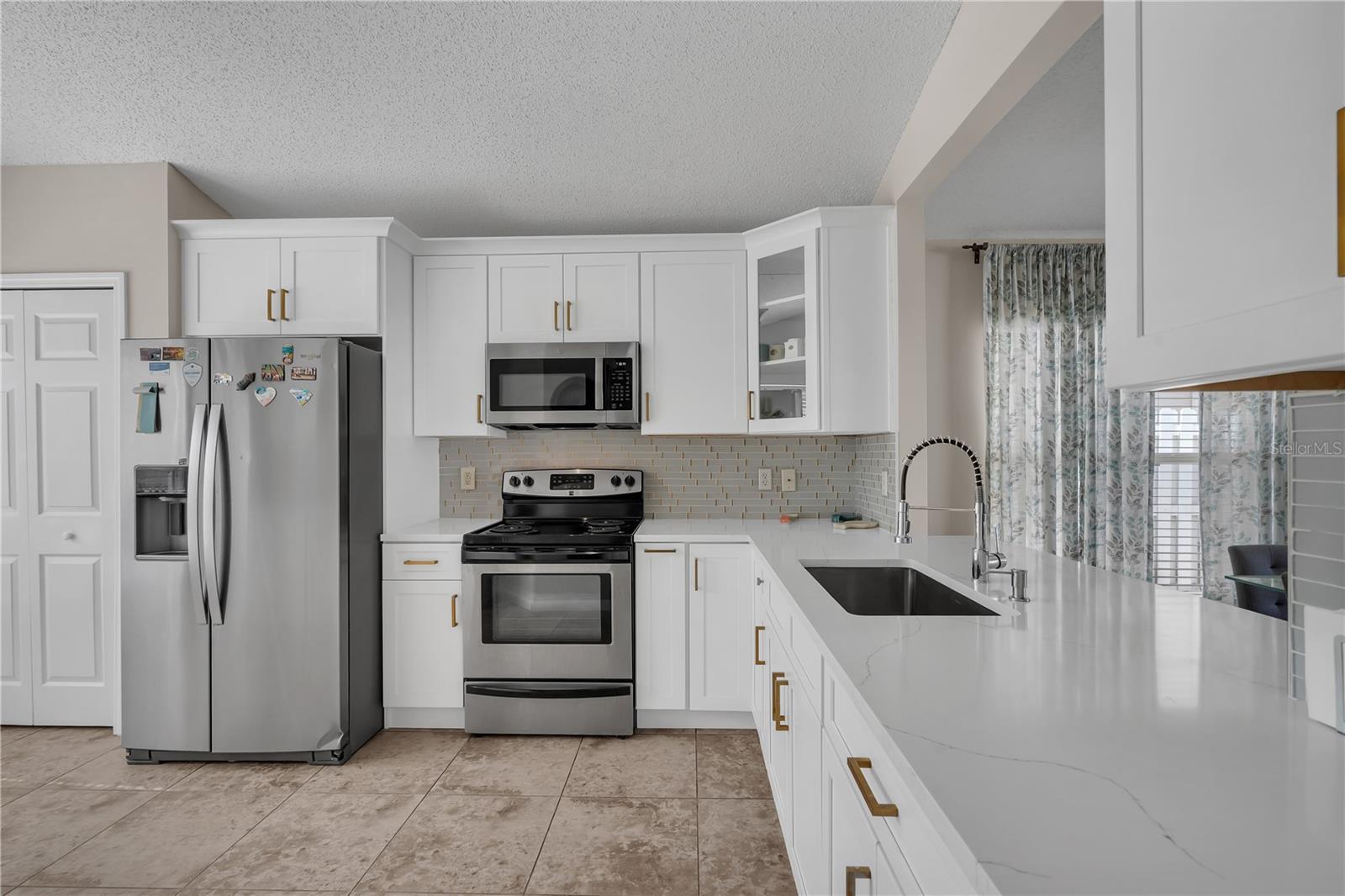 Image 4 of 61 For 5556 Florence Harbor Drive