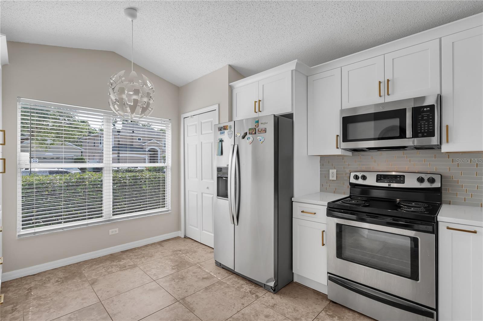 Image 6 of 61 For 5556 Florence Harbor Drive