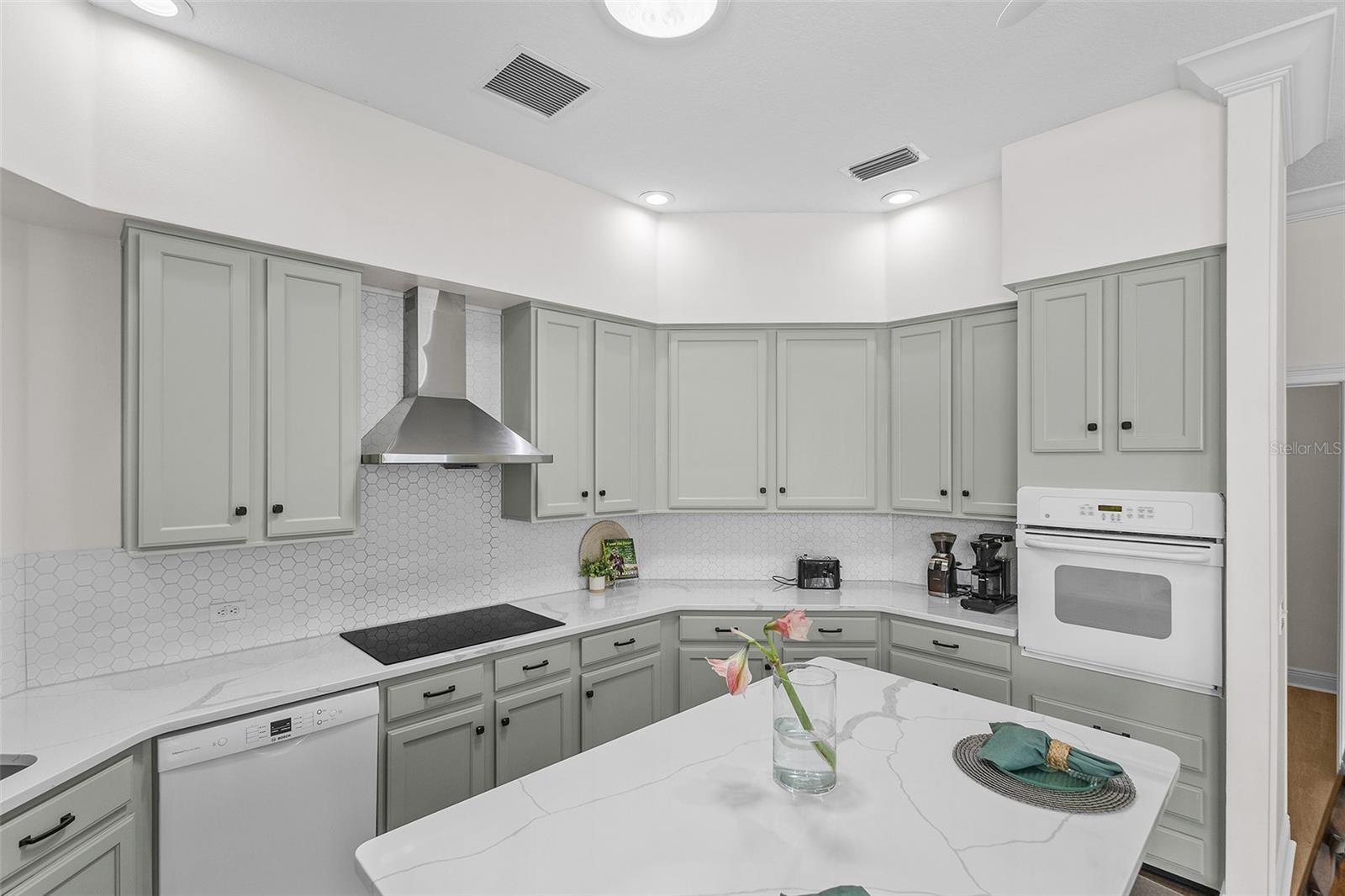 Image 15 of 47 For 1724 Madero Drive