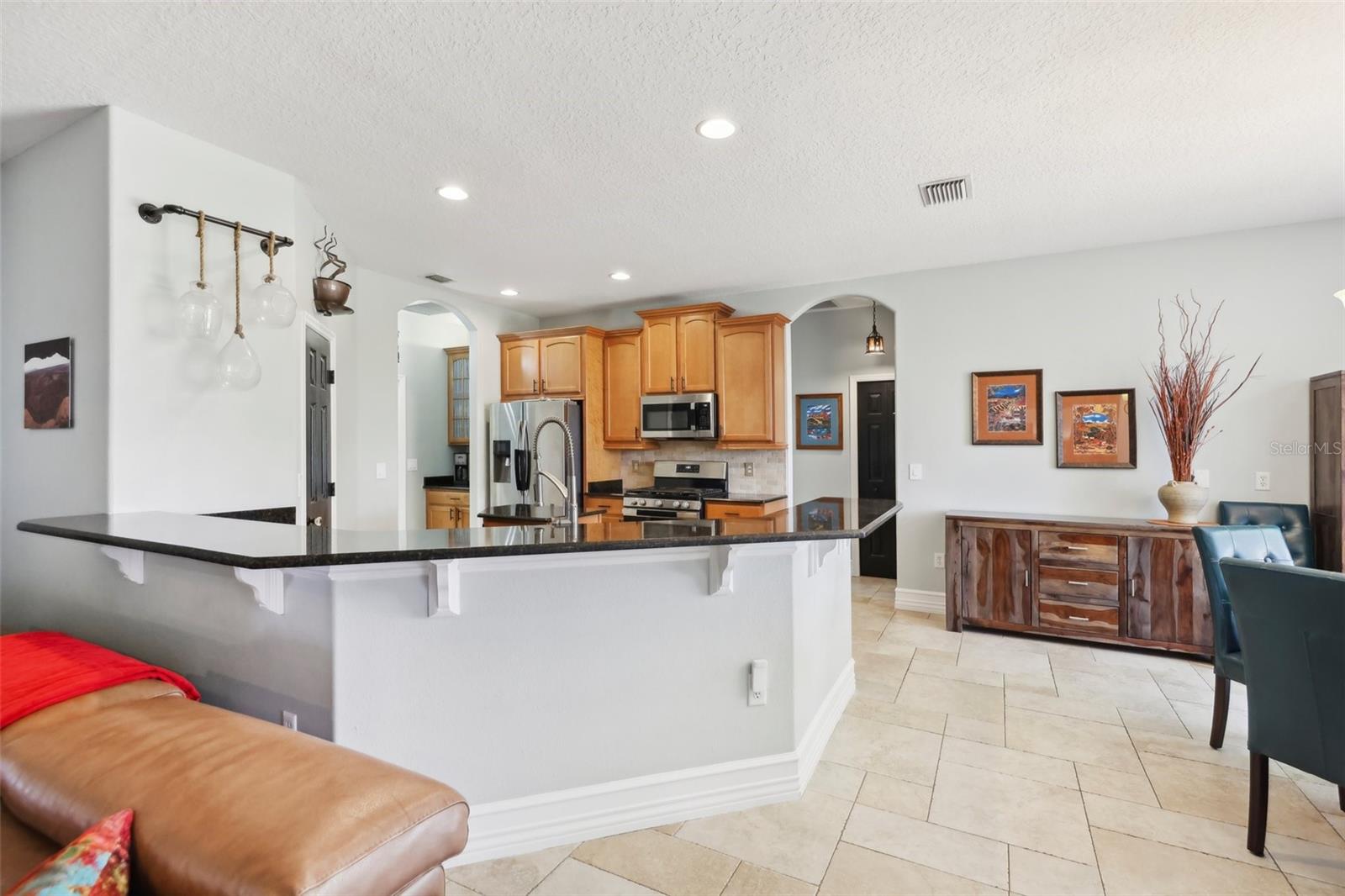 Image 16 of 48 For 13301 Biscayne Drive