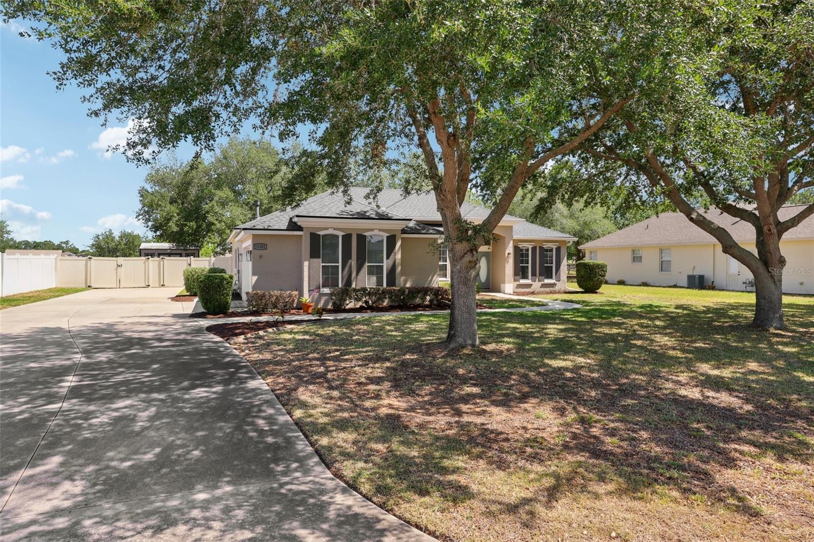 Image 2 of 48 For 13301 Biscayne Drive