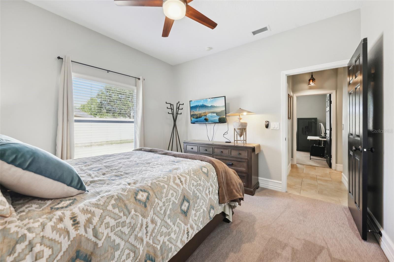 Image 29 of 48 For 13301 Biscayne Drive