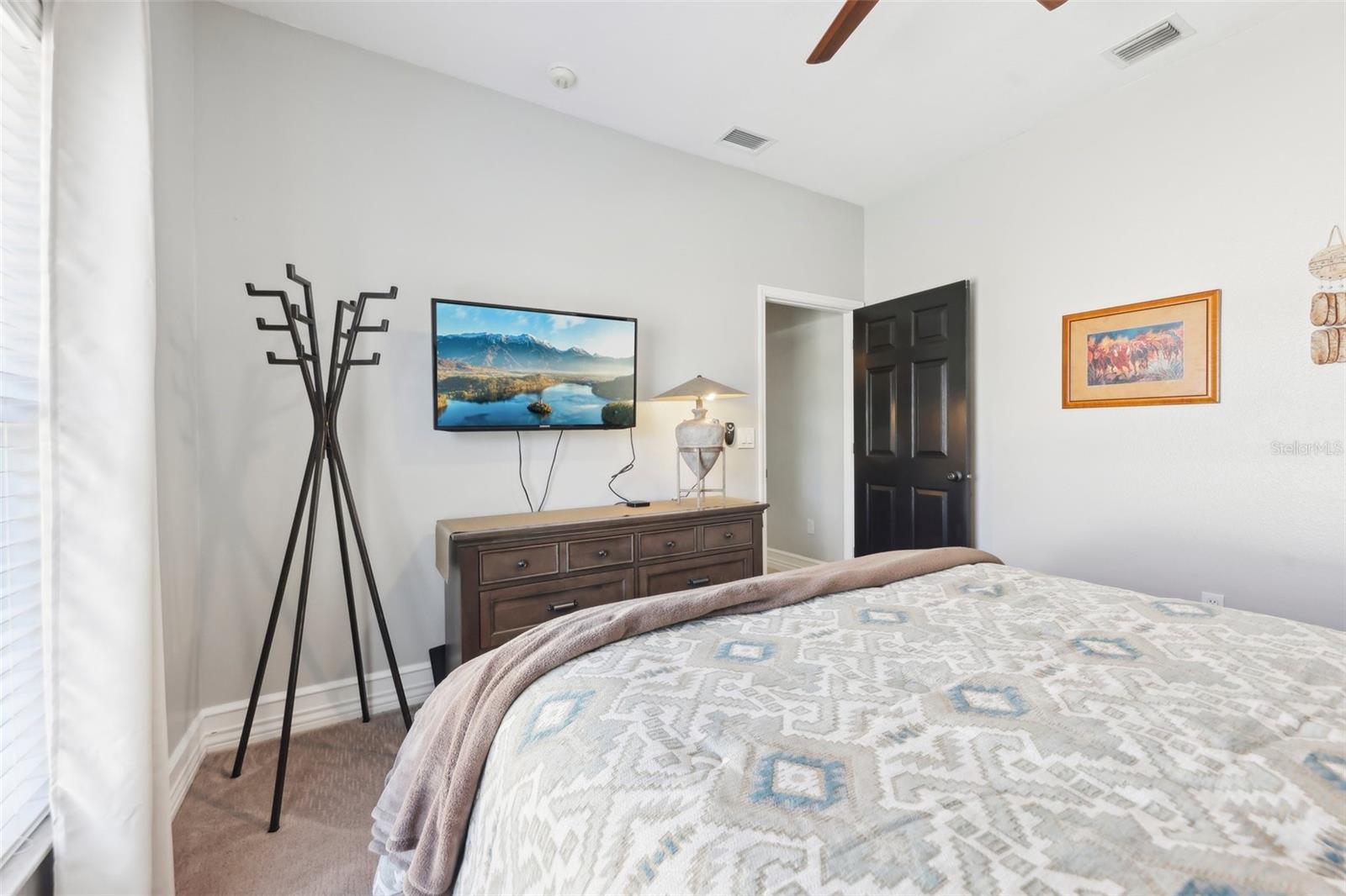 Image 30 of 48 For 13301 Biscayne Drive