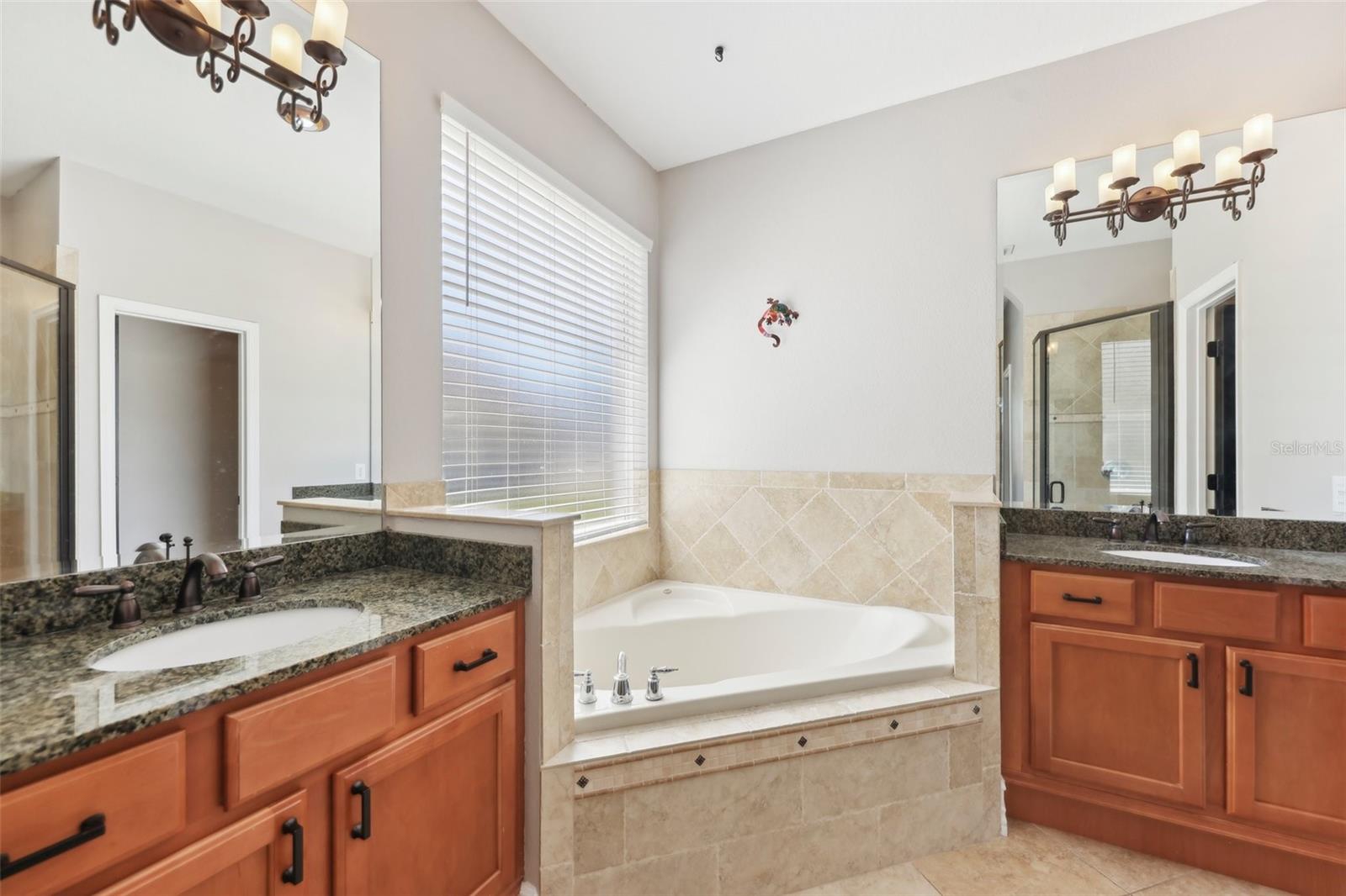 Image 35 of 48 For 13301 Biscayne Drive