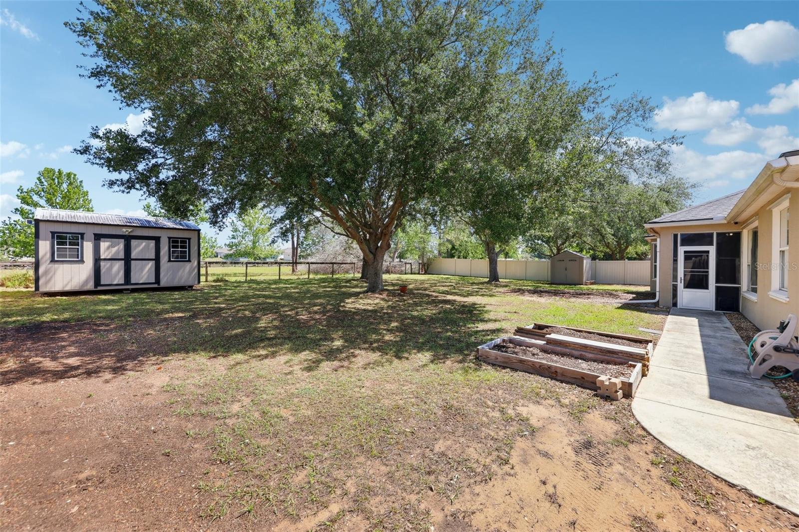 Image 43 of 48 For 13301 Biscayne Drive