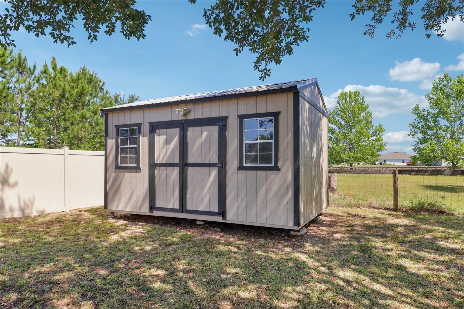 Image 44 of 48 For 13301 Biscayne Drive