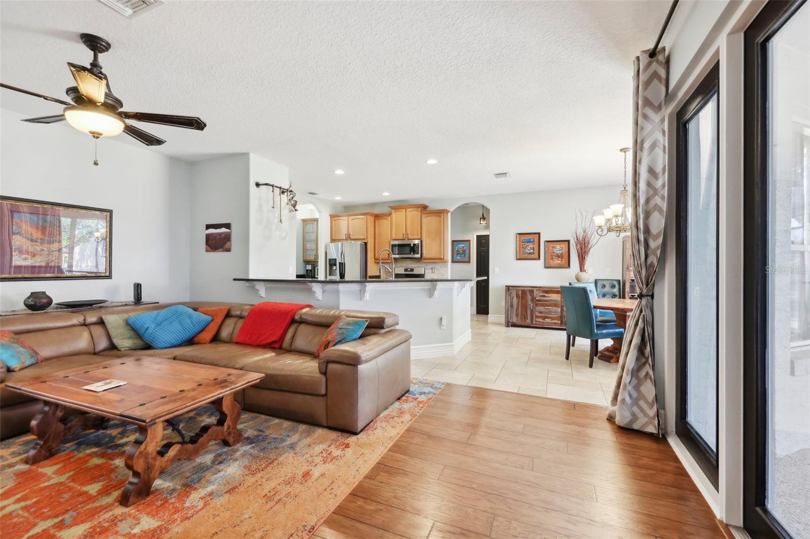 Image 9 of 48 For 13301 Biscayne Drive