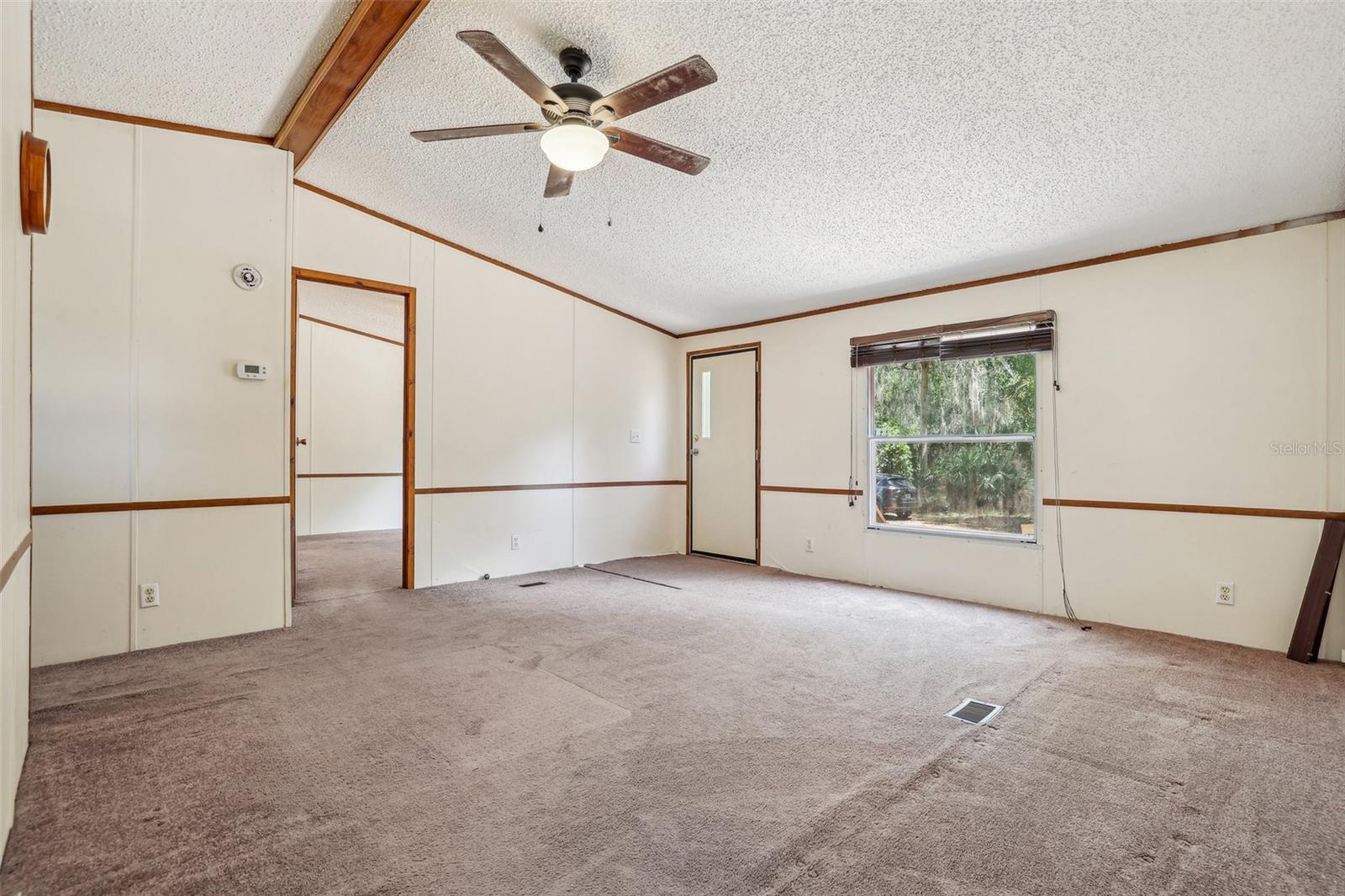 Image 8 of 100 For 300 Carol Ann Drive