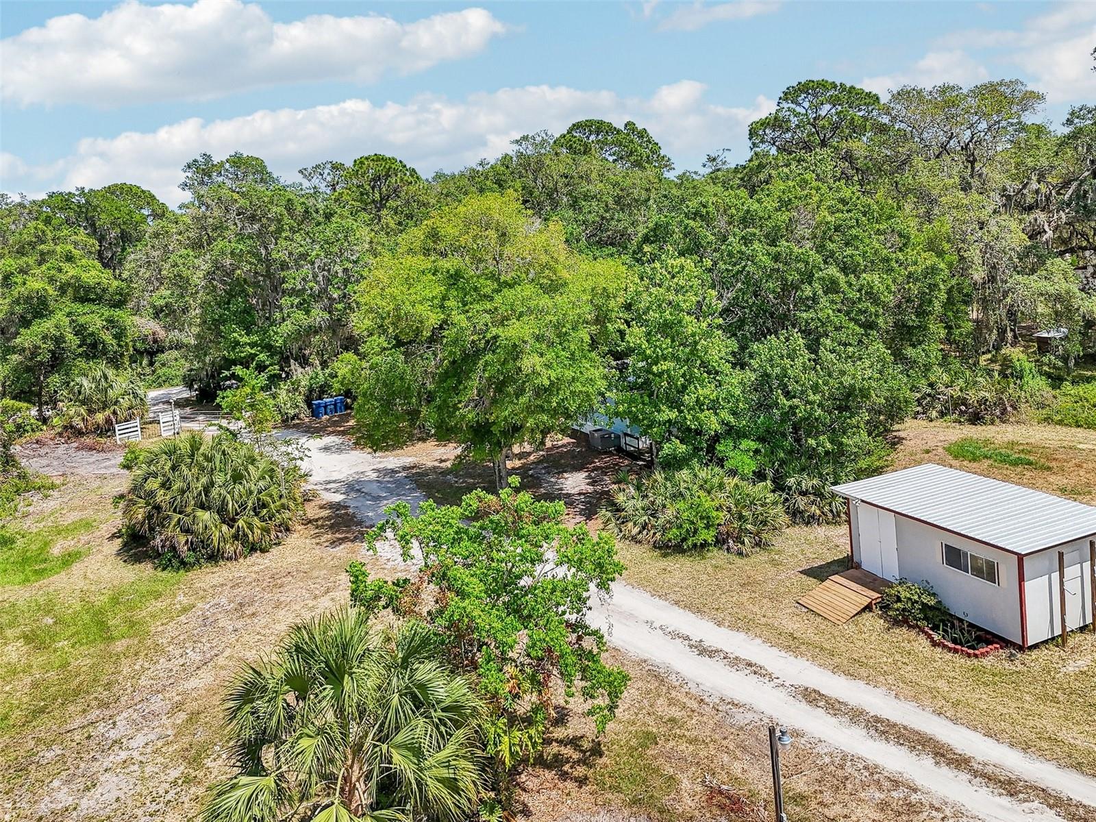 Image 94 of 100 For 300 Carol Ann Drive