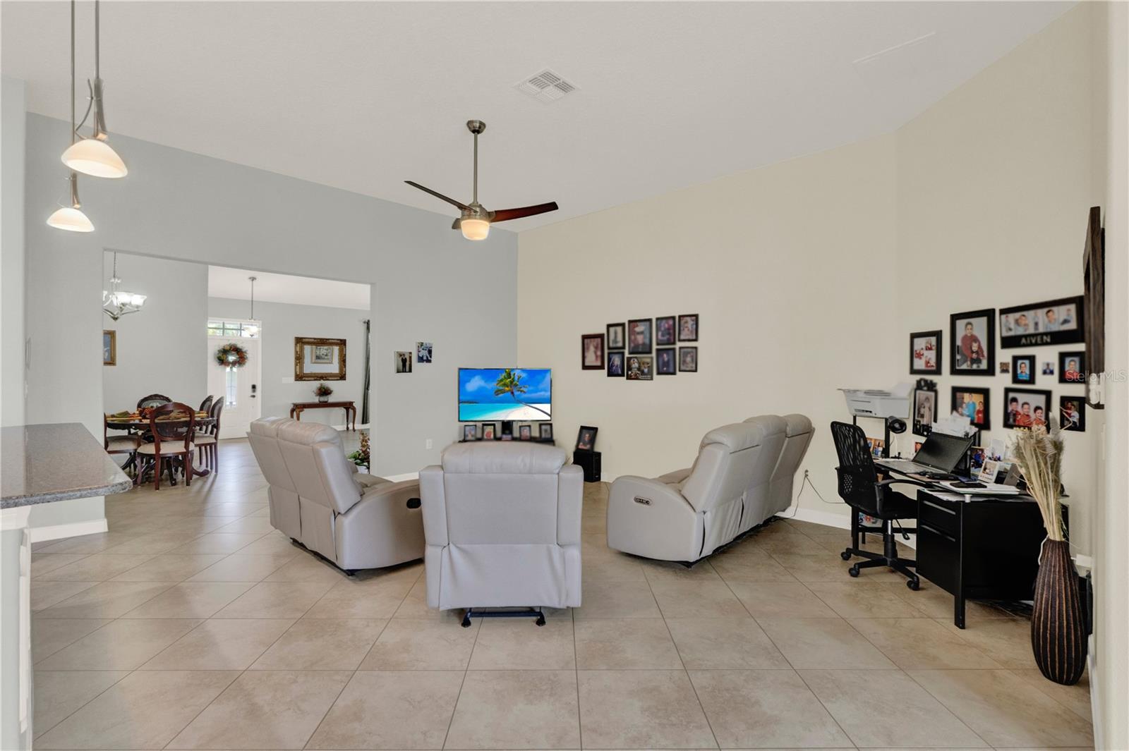 Image 16 of 38 For 5269 Royce Drive