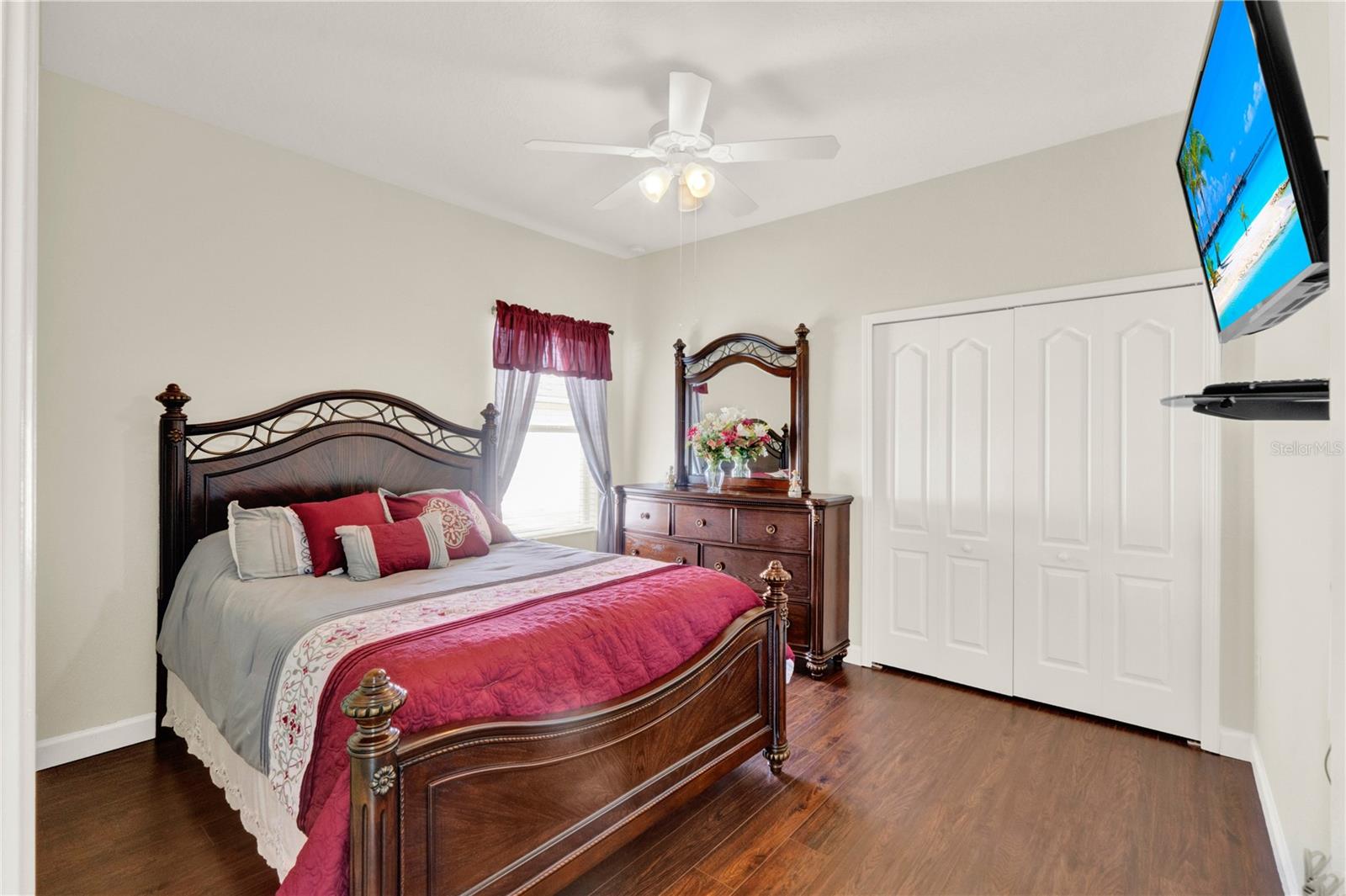 Image 27 of 38 For 5269 Royce Drive
