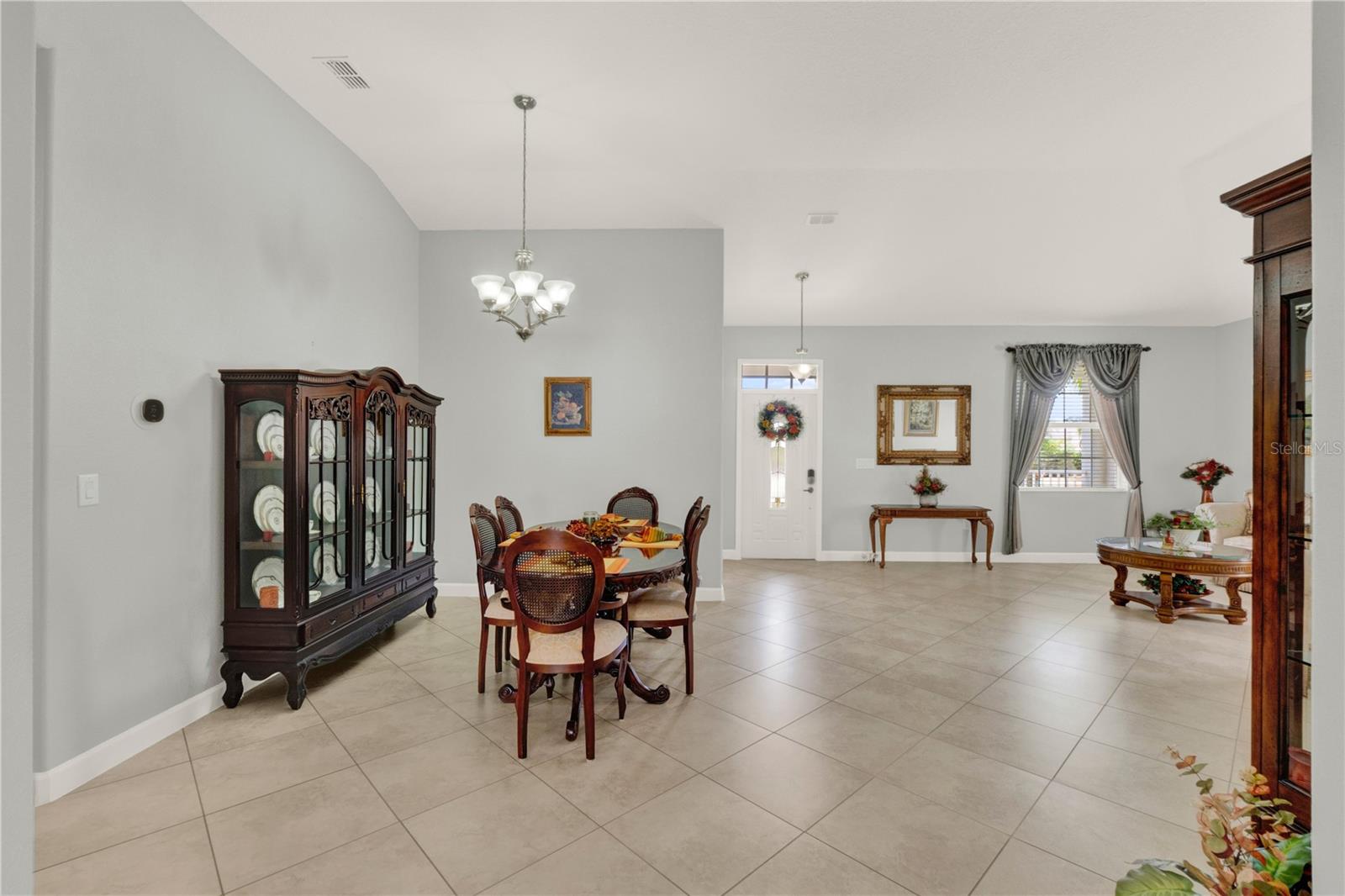 Image 6 of 38 For 5269 Royce Drive