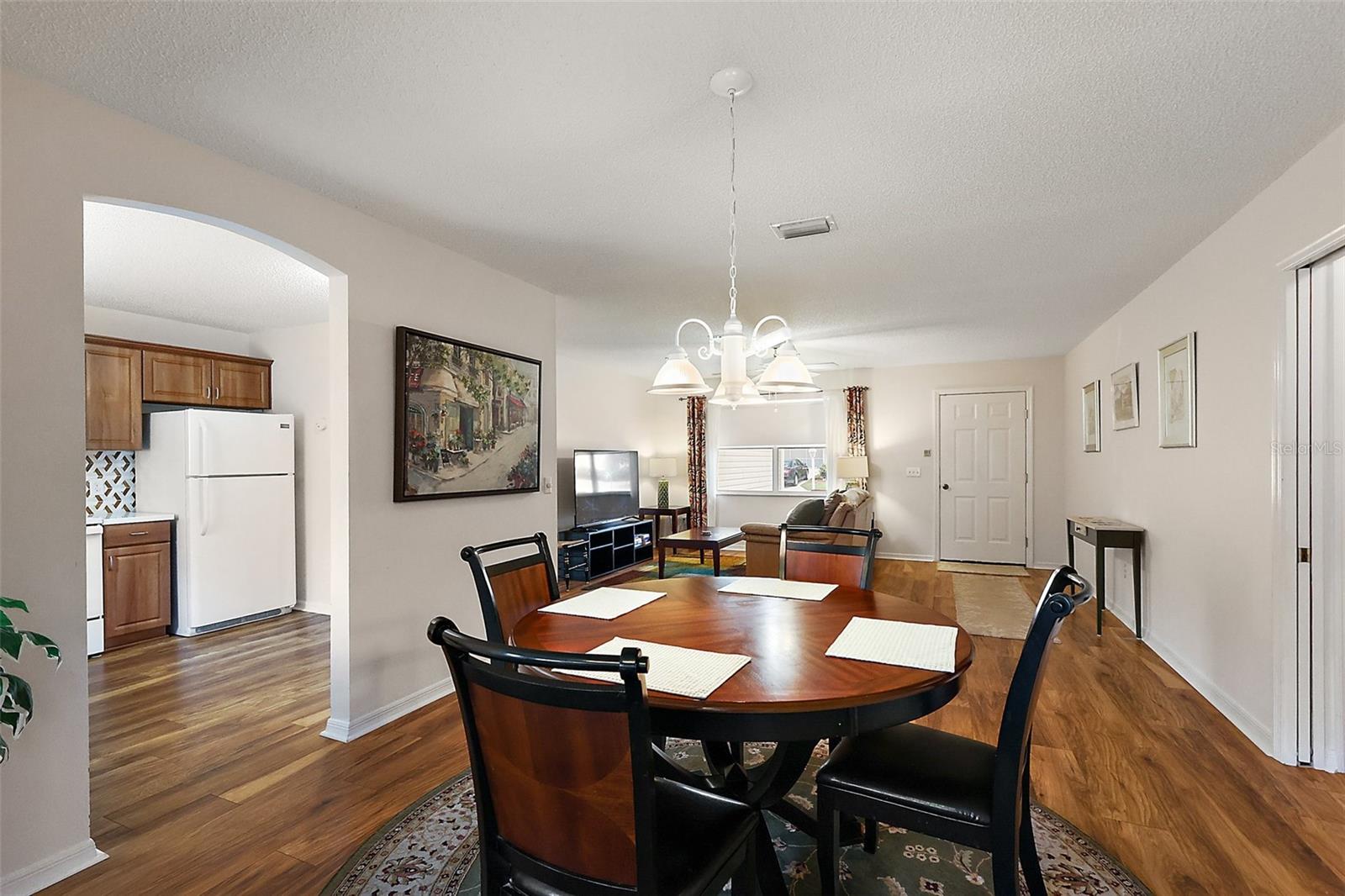Image 15 of 38 For 518 Alcazar Court