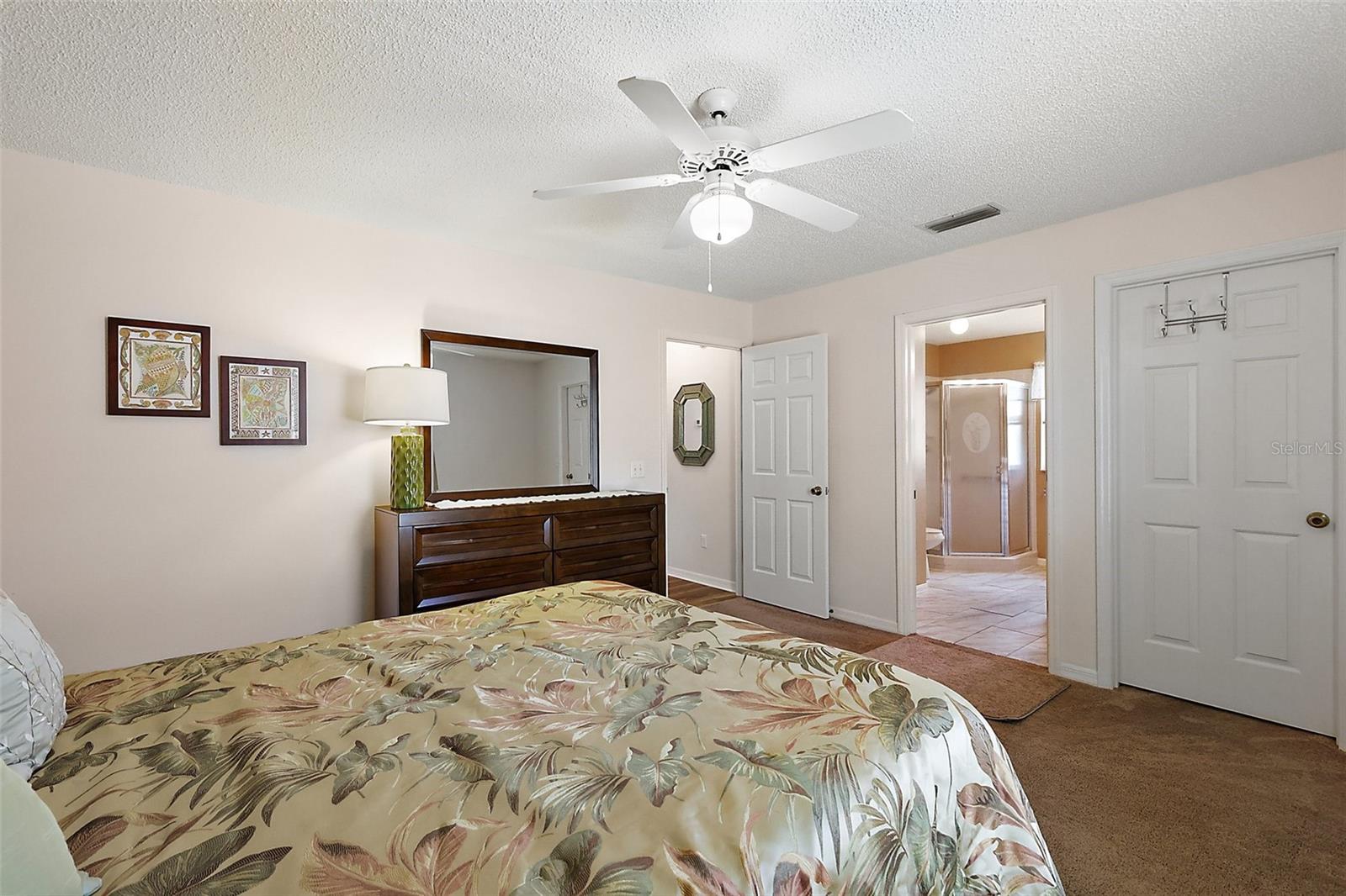 Image 22 of 38 For 518 Alcazar Court