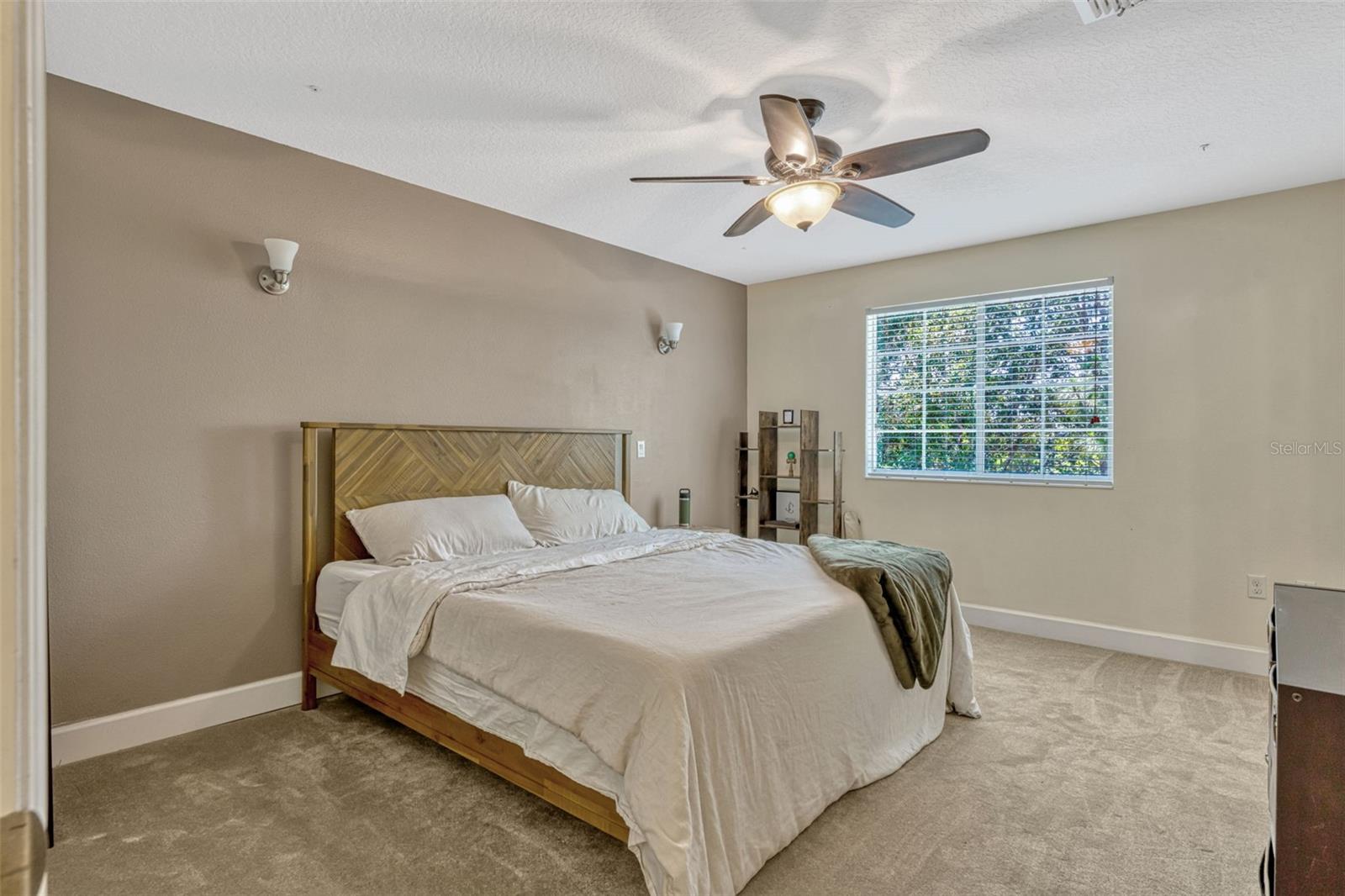 Image 13 of 46 For 2631 River Landing Drive