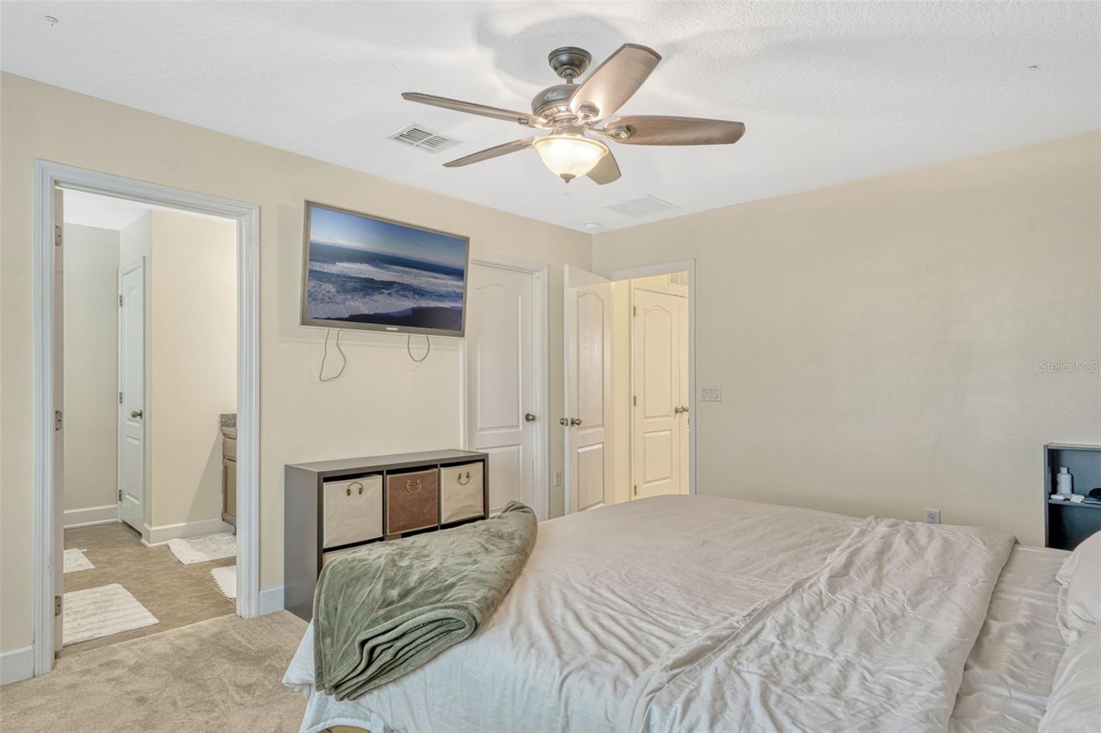 Image 14 of 46 For 2631 River Landing Drive