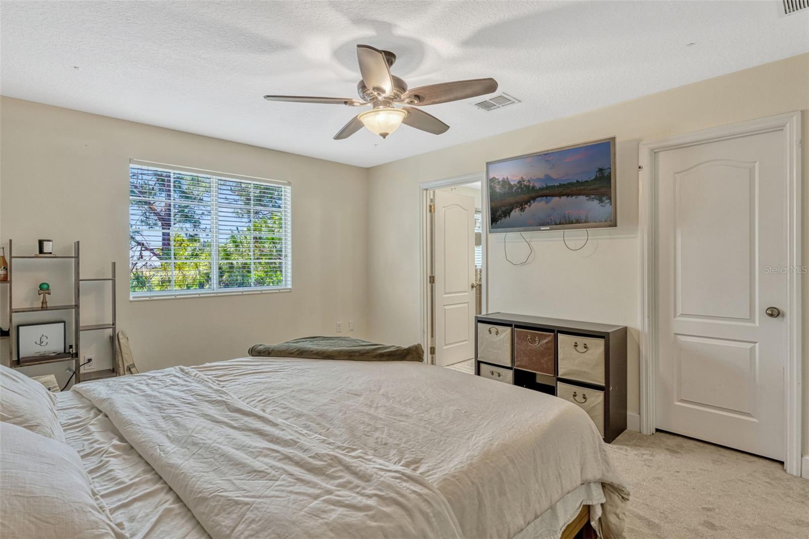 Image 15 of 46 For 2631 River Landing Drive