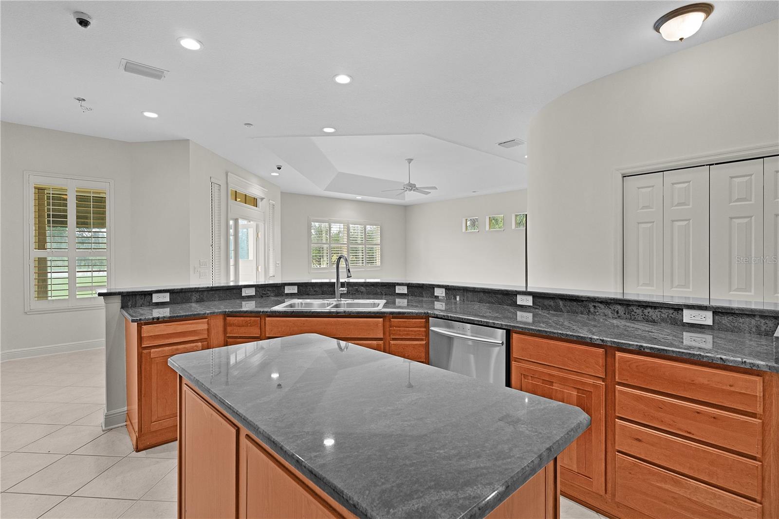 Image 41 of 71 For 1721 Sunset Ridge Drive