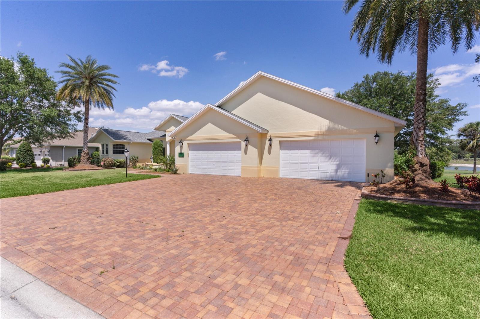 Image 5 of 71 For 1721 Sunset Ridge Drive