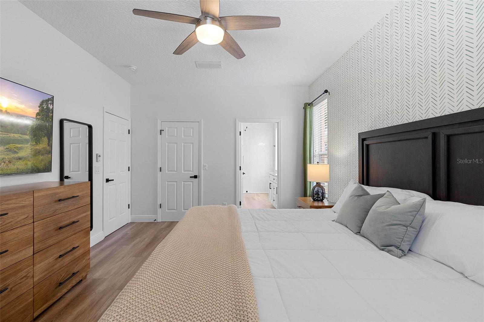 Image 37 of 62 For 8510 Palm Harbour Drive