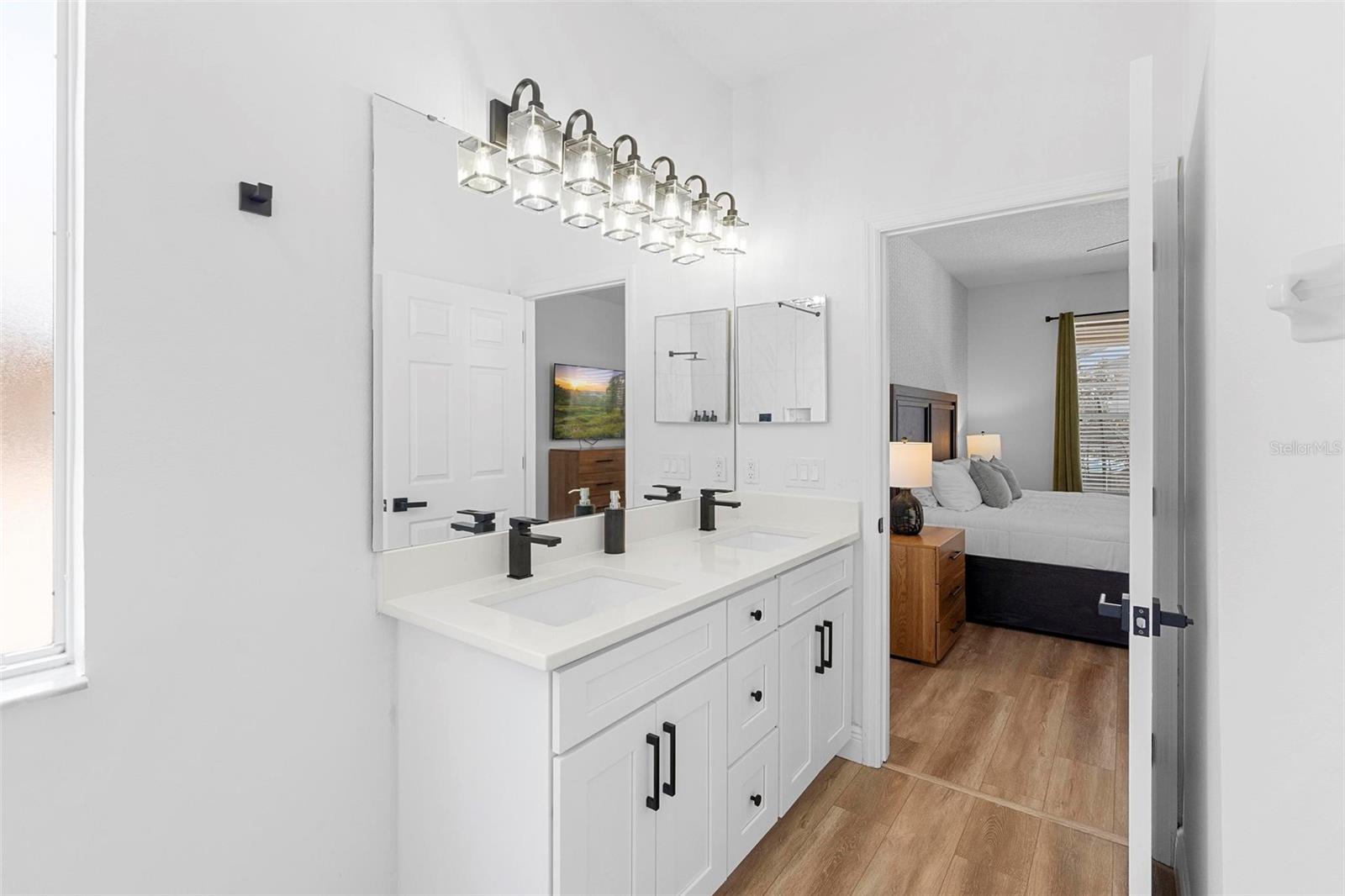 Image 41 of 62 For 8510 Palm Harbour Drive