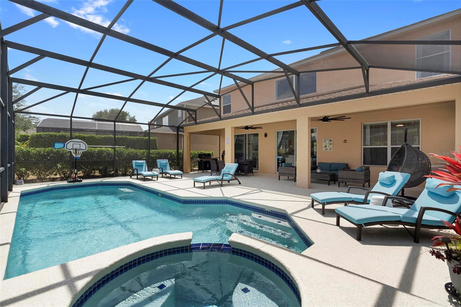 Image 52 of 62 For 8510 Palm Harbour Drive