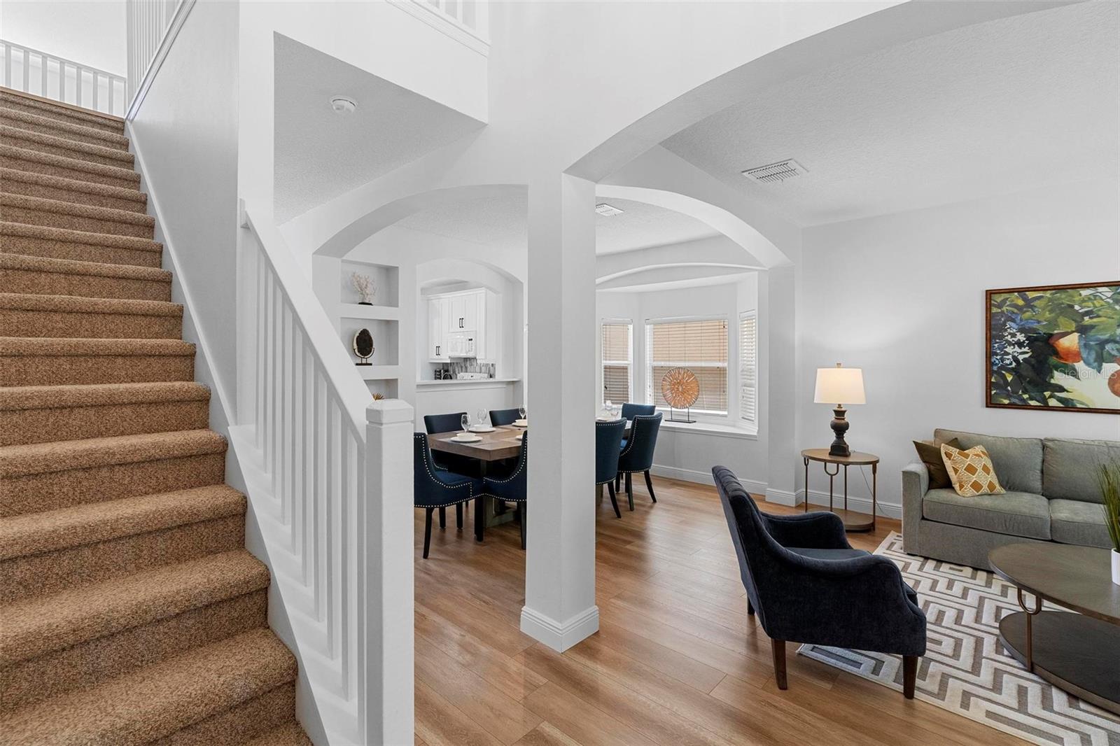Image 6 of 62 For 8510 Palm Harbour Drive
