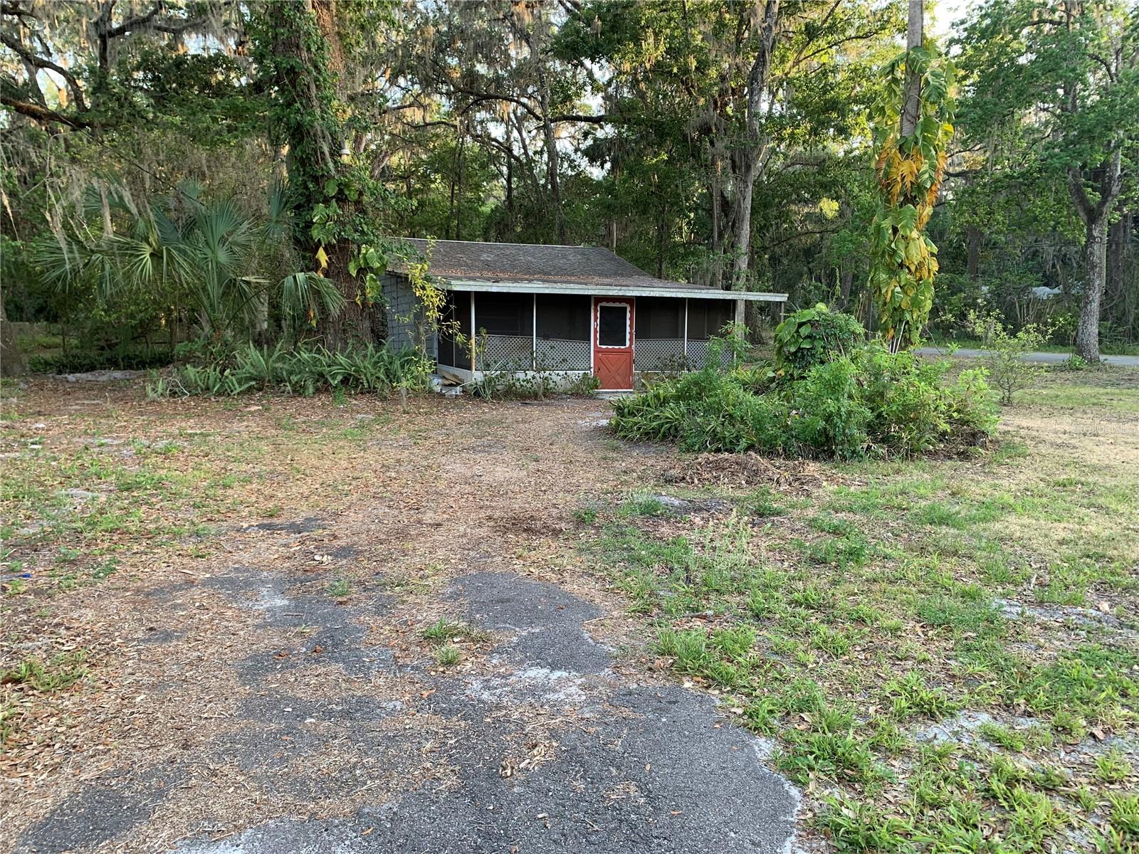 Listing Details for 1910 Cr 412  , LAKE PANASOFFKEE, FL 33538