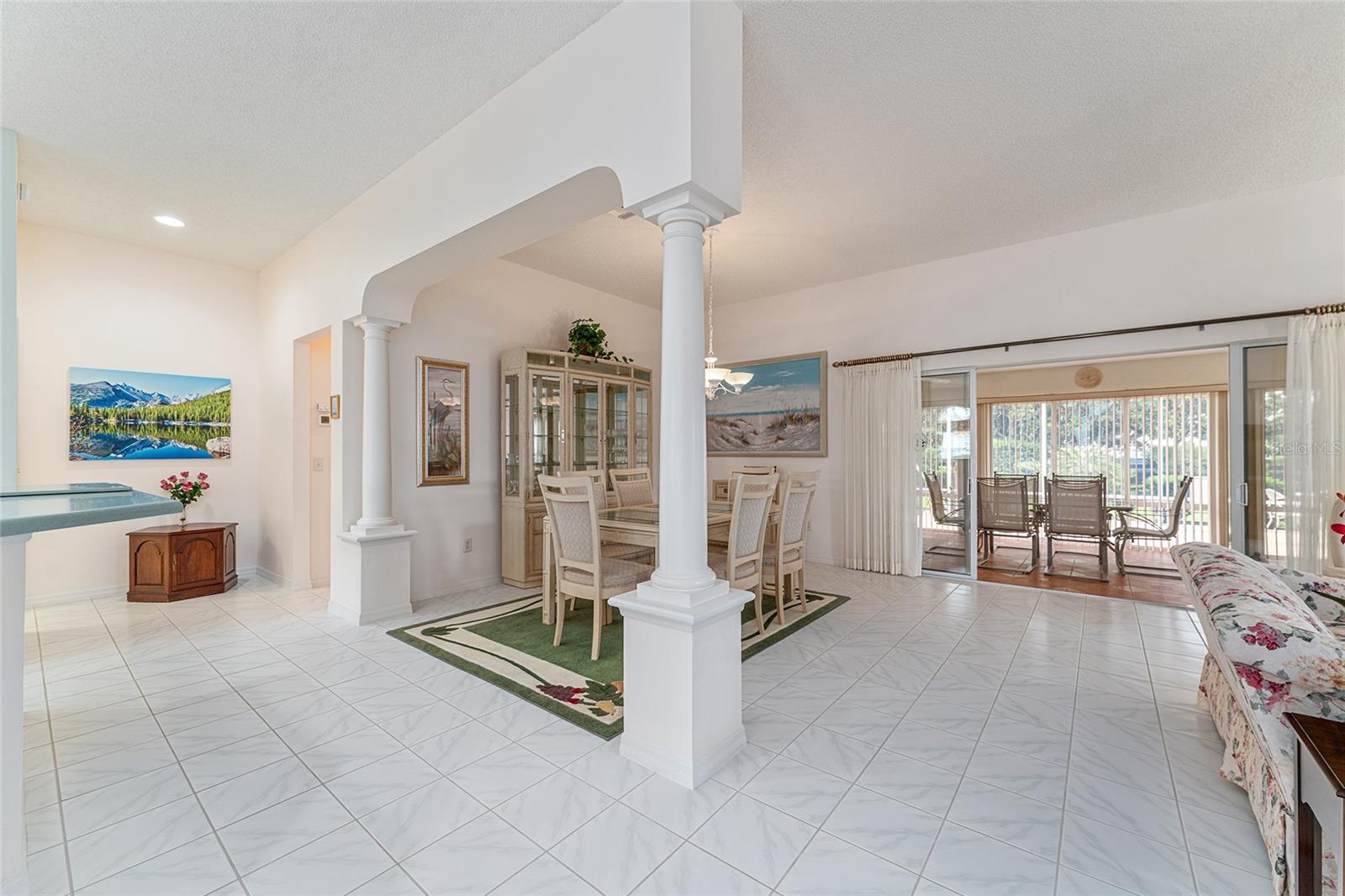 Image 13 of 58 For 1875 Saybrook Way