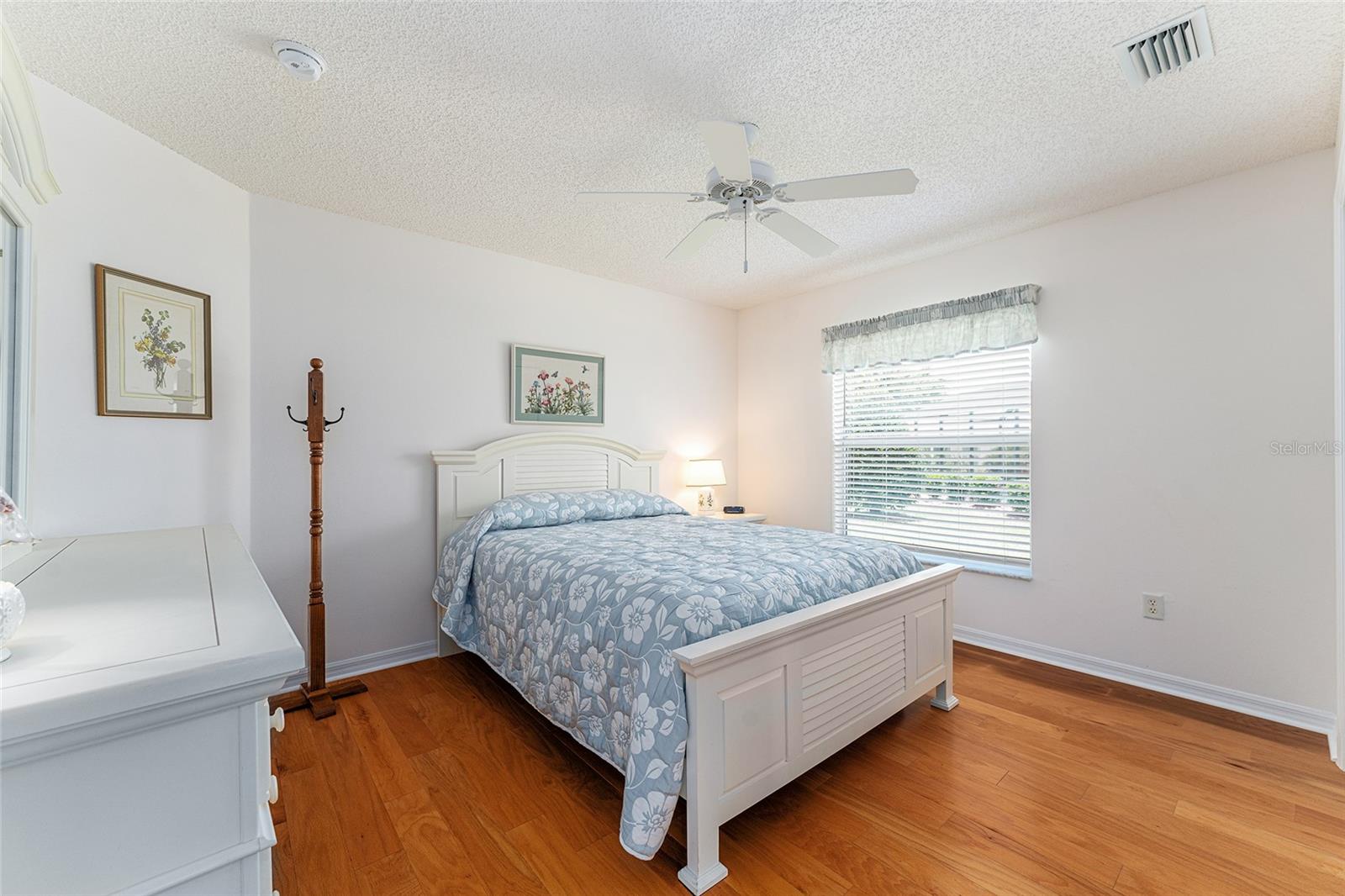 Image 34 of 58 For 1875 Saybrook Way