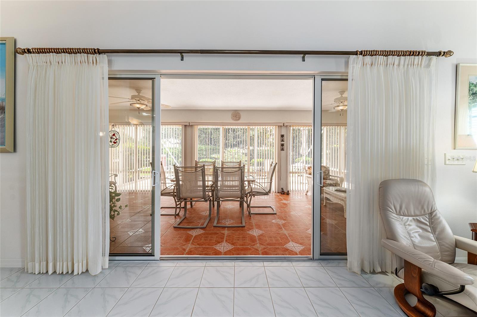 Image 40 of 58 For 1875 Saybrook Way