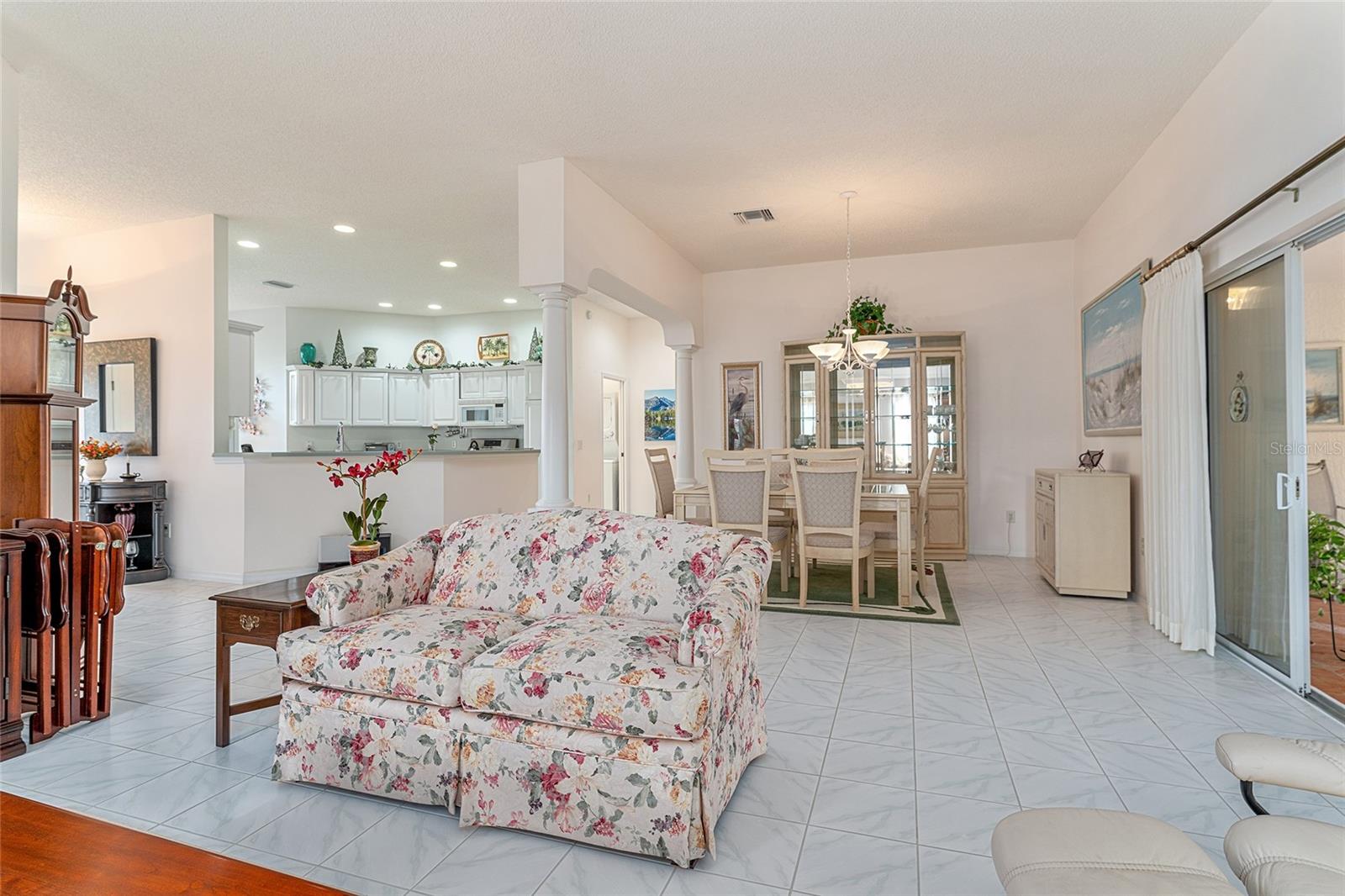 Image 7 of 58 For 1875 Saybrook Way