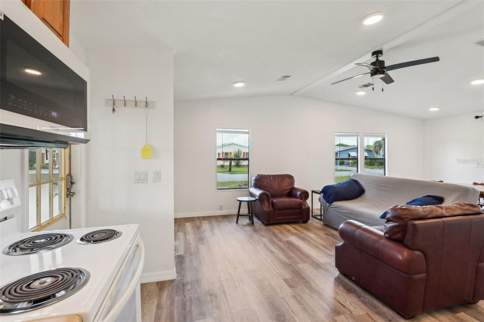 Image 8 of 48 For 24802 Pine Hill